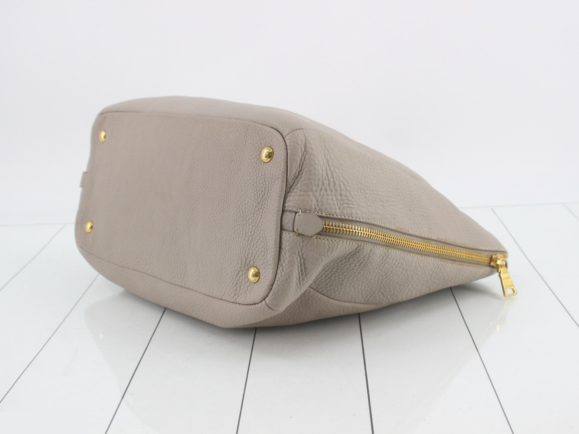 Vitello Daino 2-Way Shoulder — view 6
