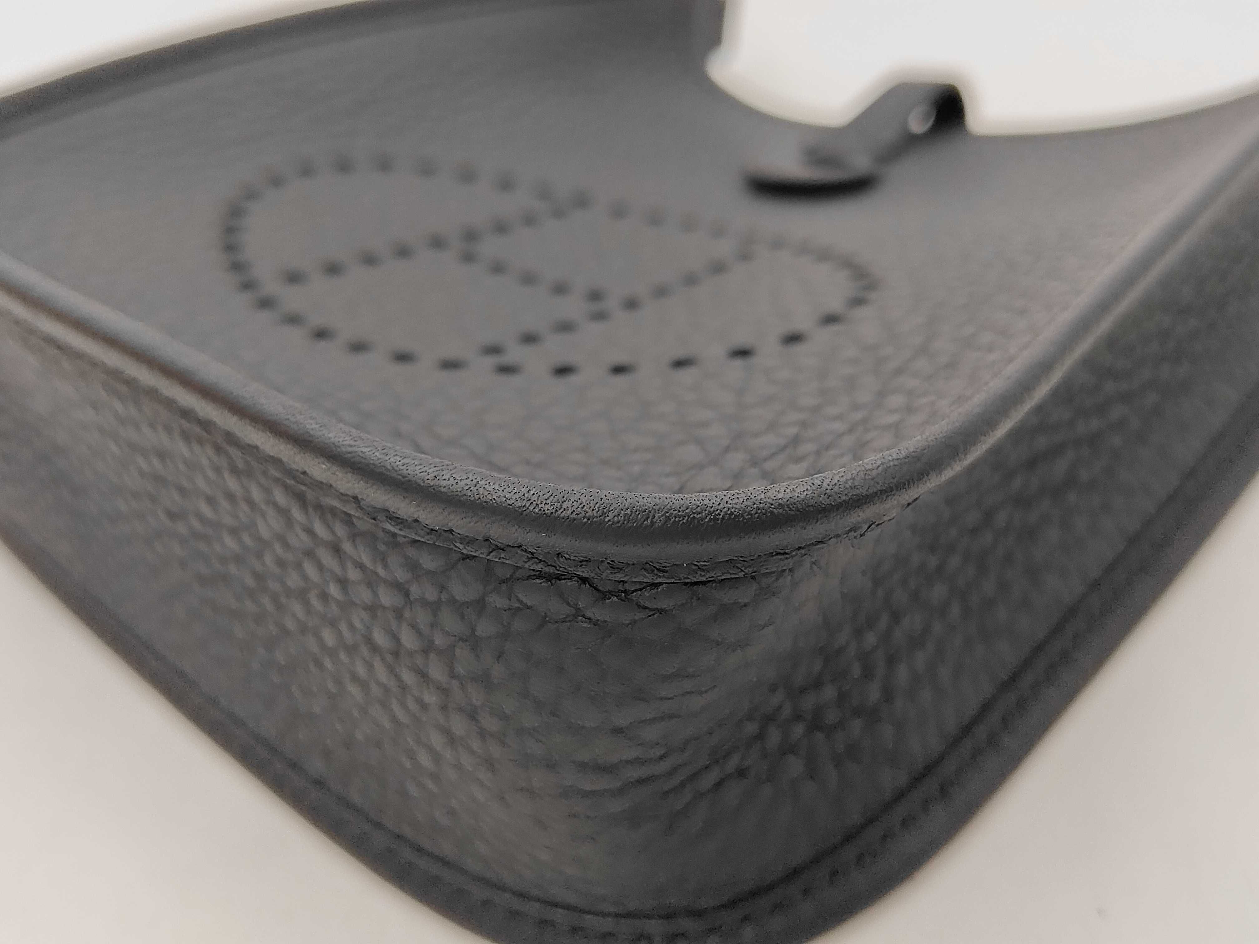 Evelyne TPM Taurillon Clemence Black Silver Hardware G Stamp Shoulder Bag — view 3