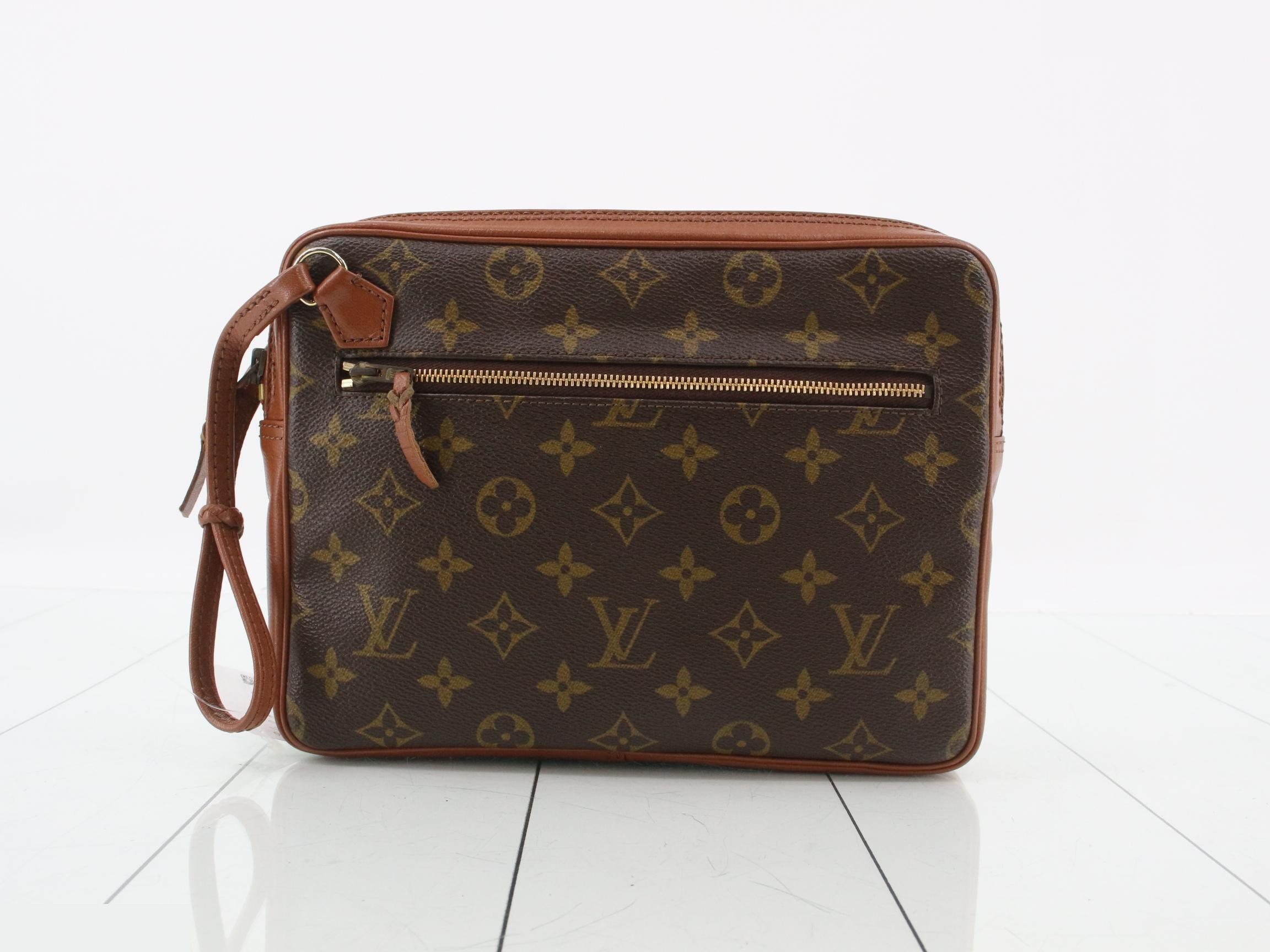 Sax Sports Clutch Bag