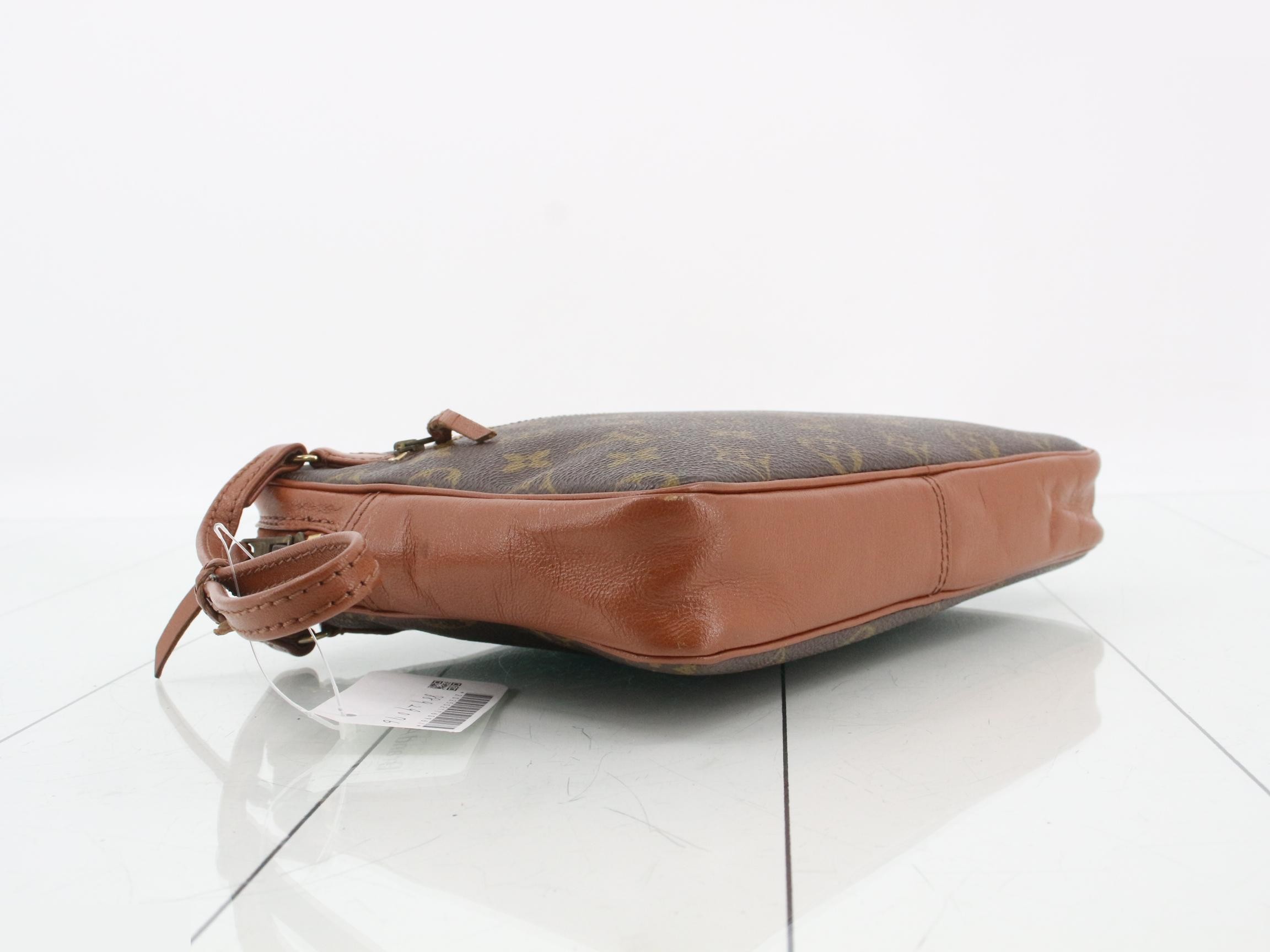 Sax Sports Clutch Bag — view 5