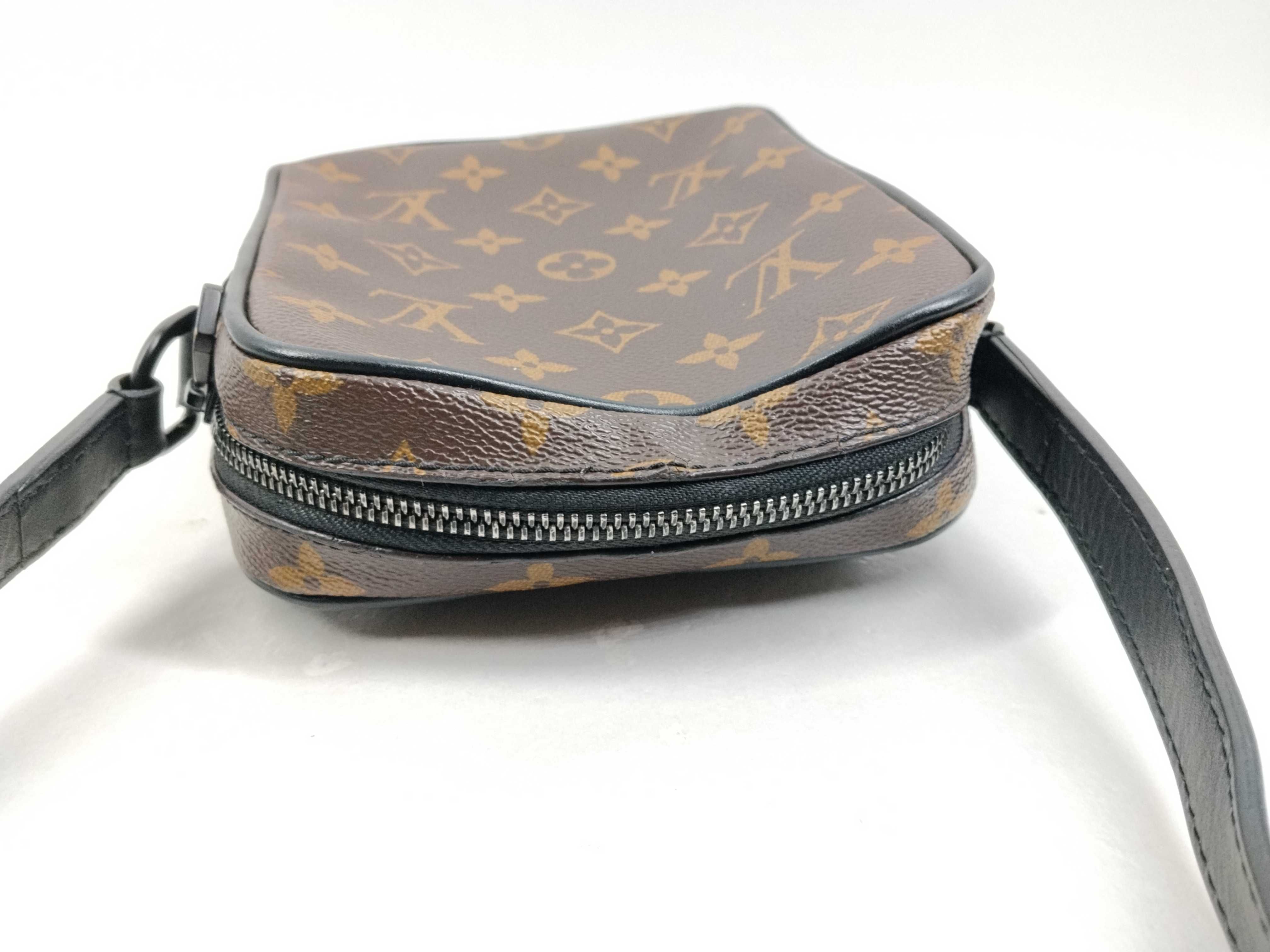 Monogram Macassar Louis Vuitton Macassar Christopher Wearable Wallet Shoulder Bag M69404 Shoulder Bag — view 8