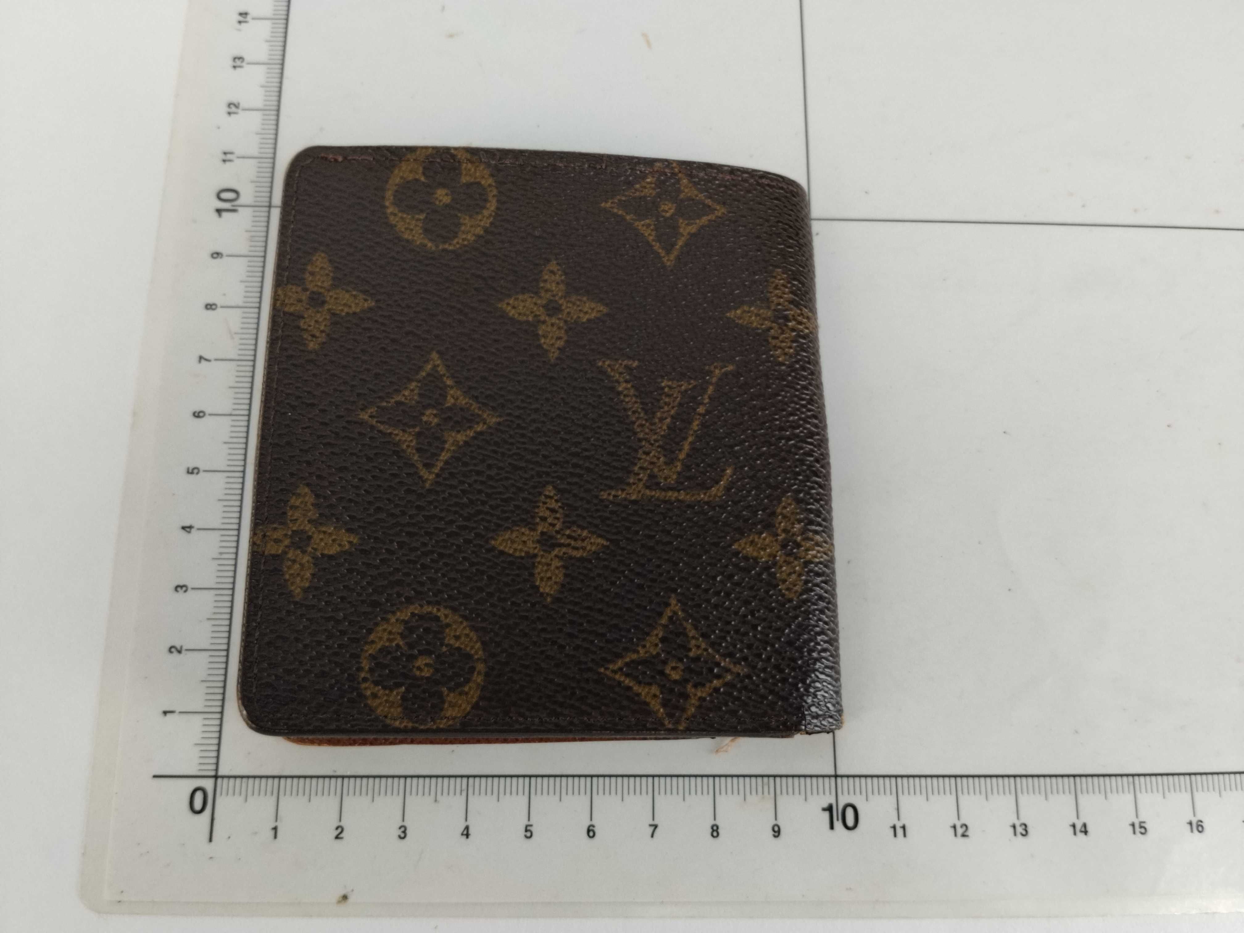 Monogram Louis Vuitton Monogram Bi-fold Wallet — view 2