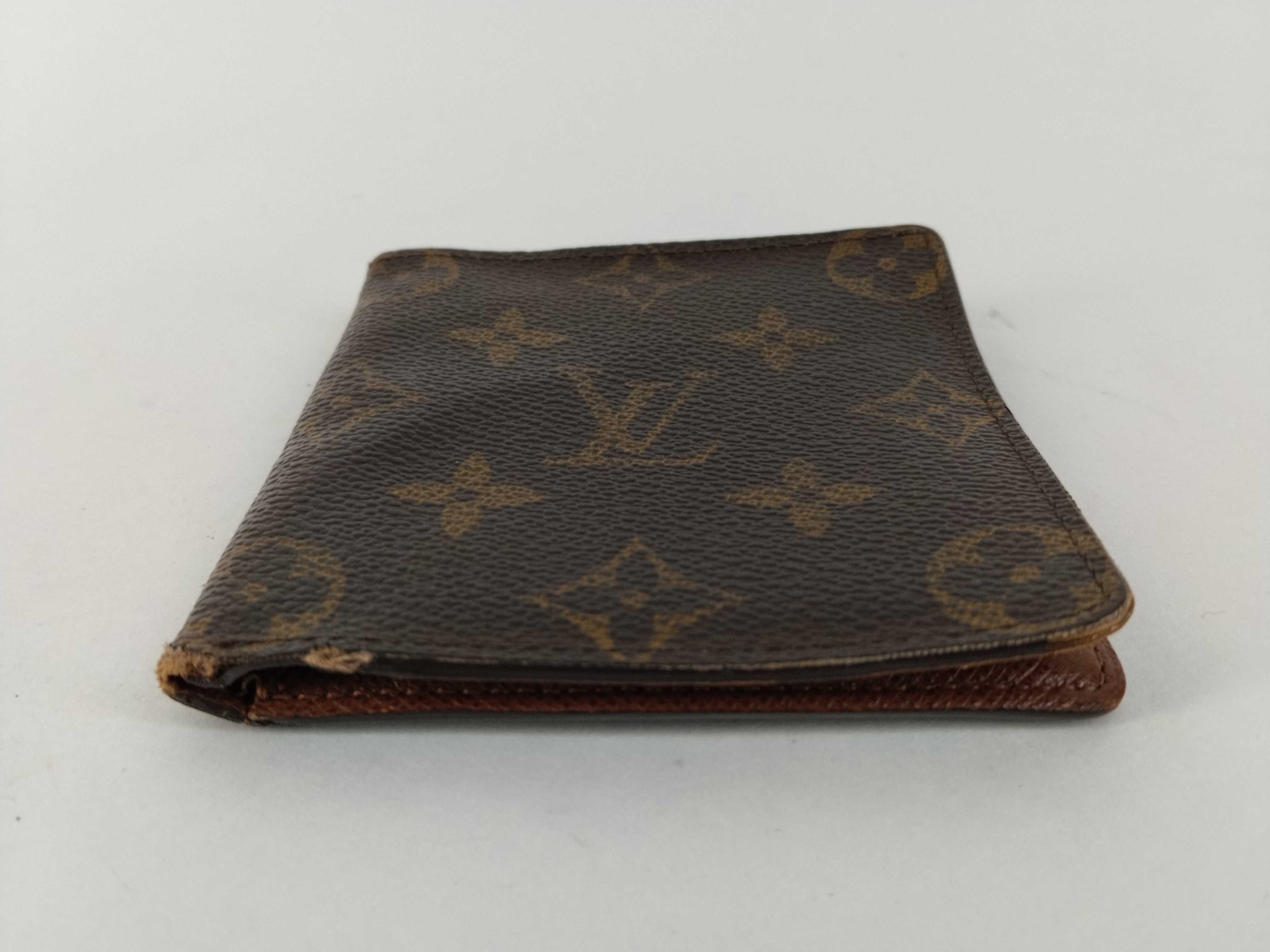 Monogram Louis Vuitton Monogram Bi-fold Wallet — view 5