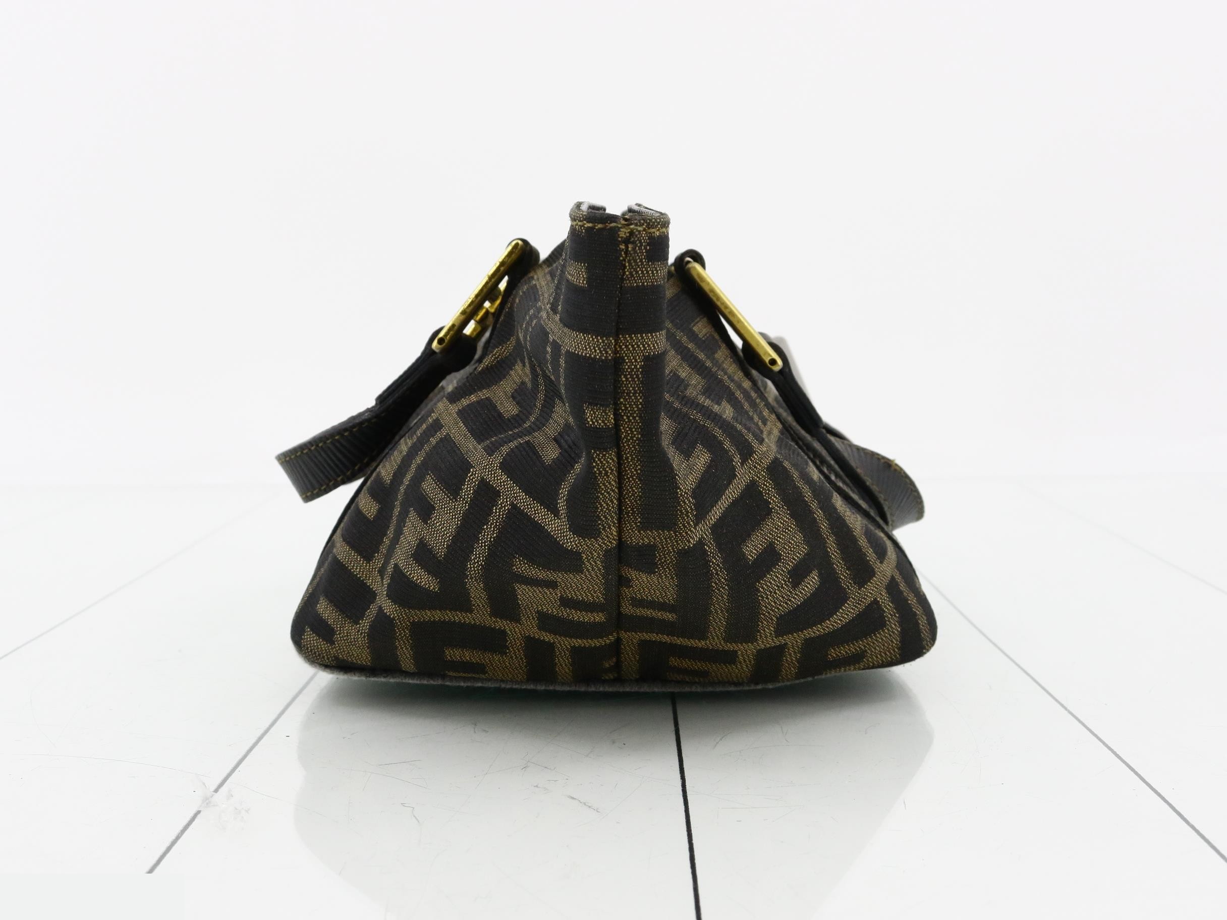 handbag — view 3