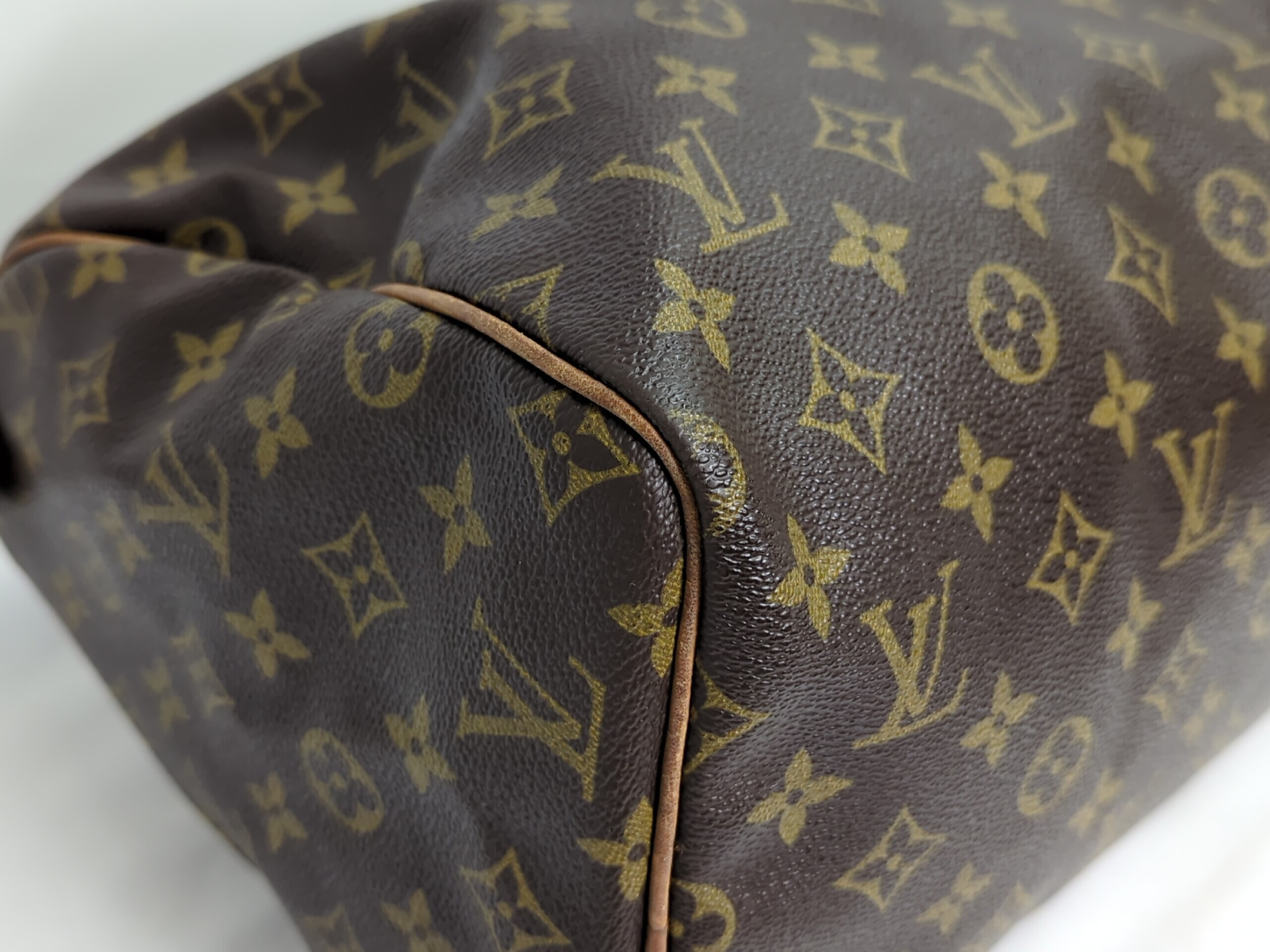 M41526 Monogram Speedy 30 Handbag — view 3