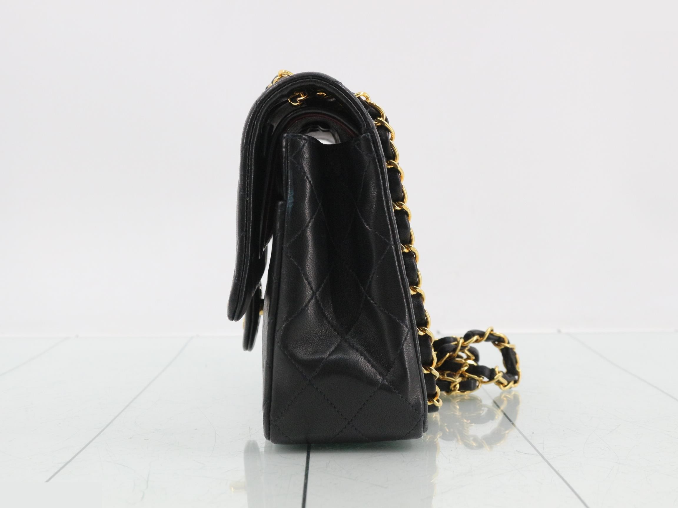 Matelassé 25 Double Chain Shoulder Bag, Double Flap, Lambskin, Black, Series 2, W23 — view 3