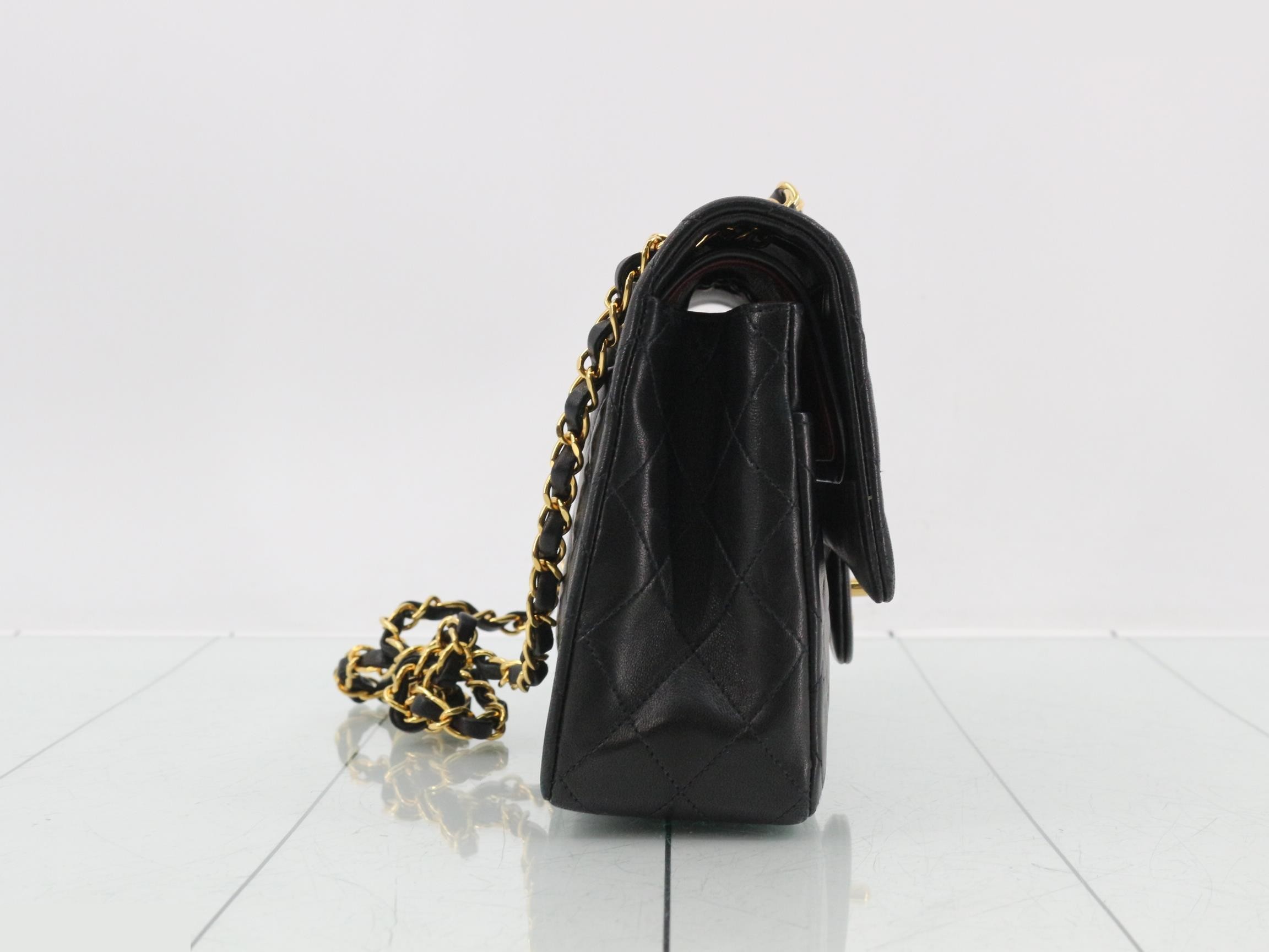 Matelassé 25 Double Chain Shoulder Bag, Double Flap, Lambskin, Black, Series 2, W23 — view 4