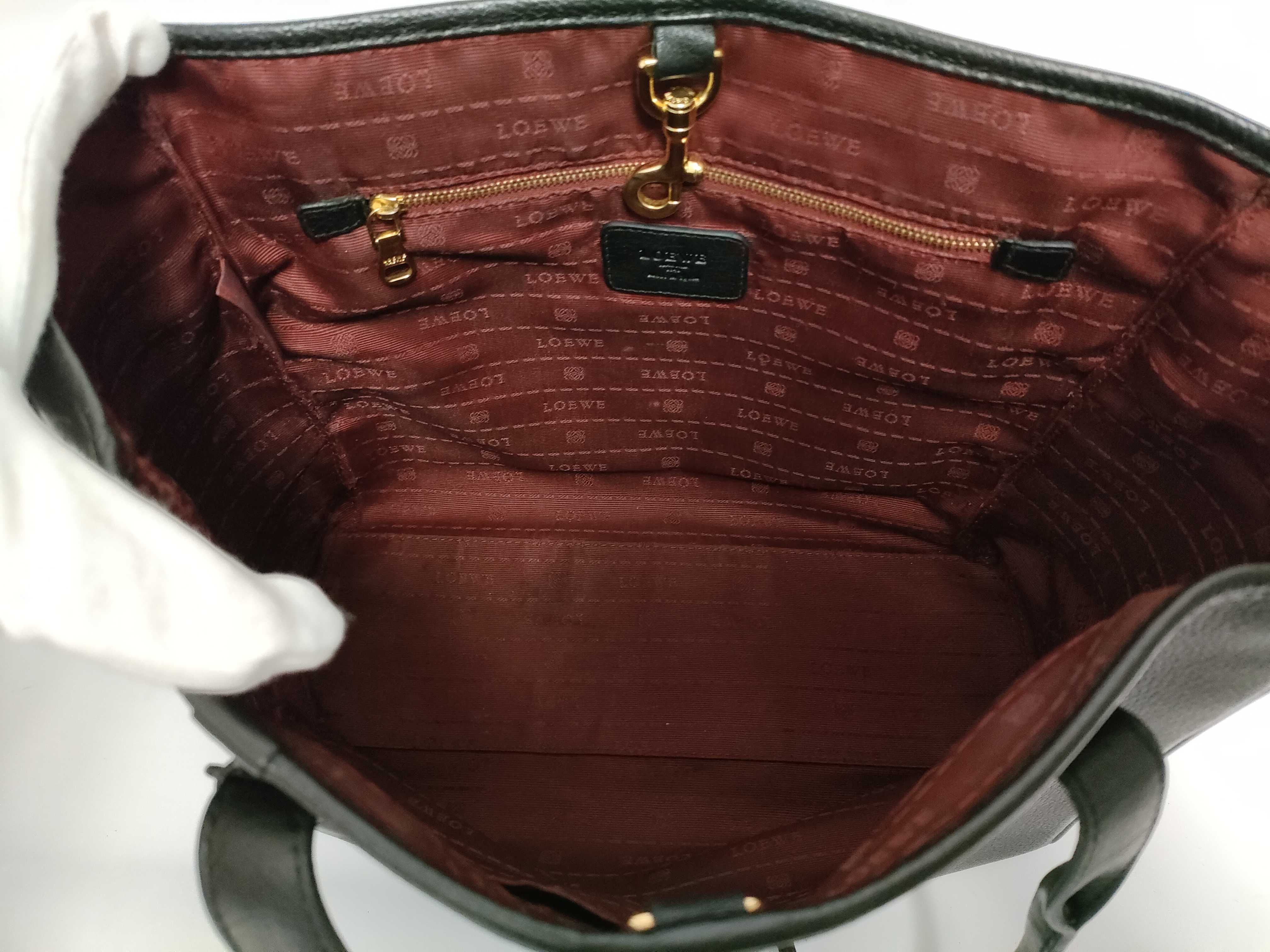 Heritage Leather Tote Bag, Black, Serial Number — view 9