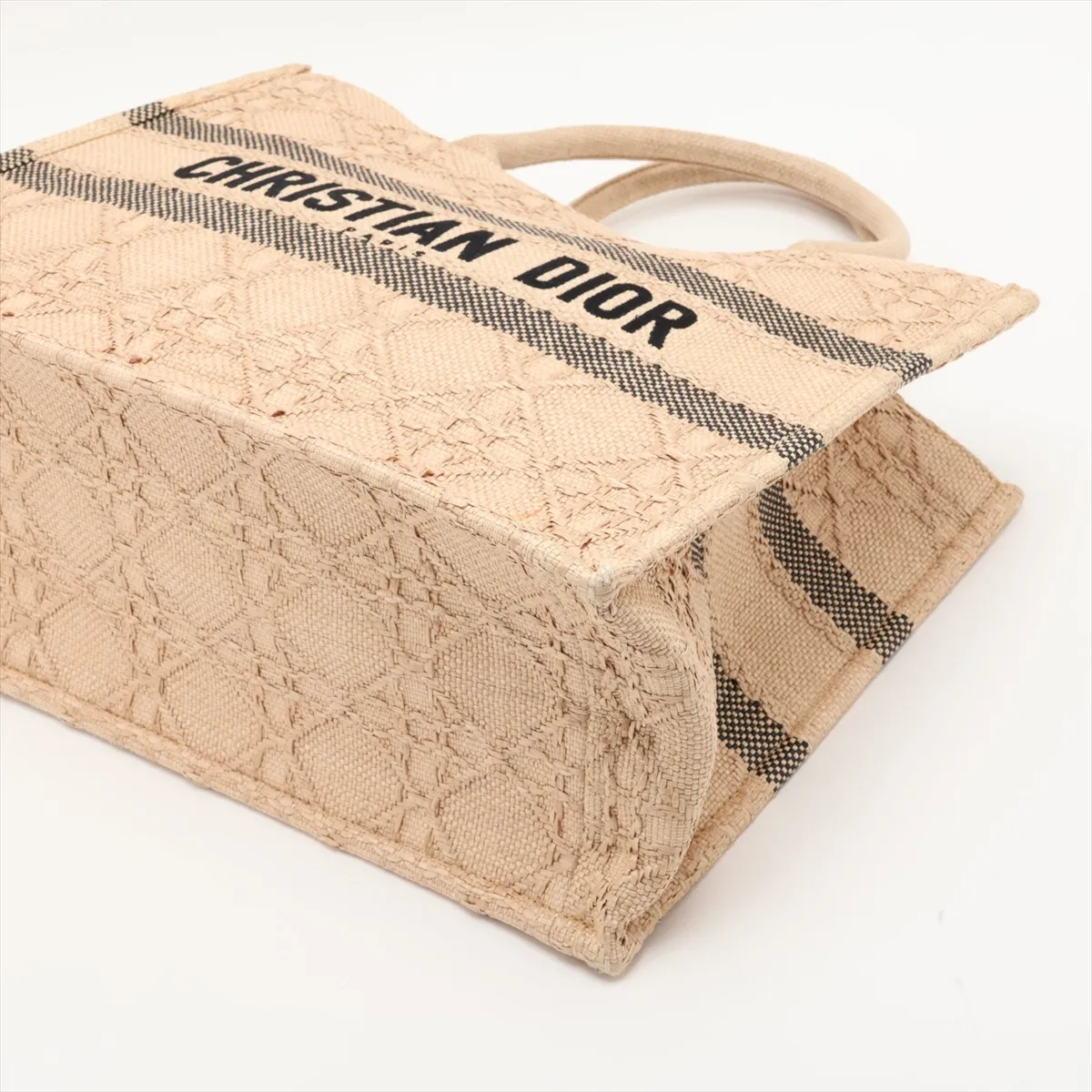 Book Tote Medium Raffia Chain Tote Bag Beige x Black — view 3