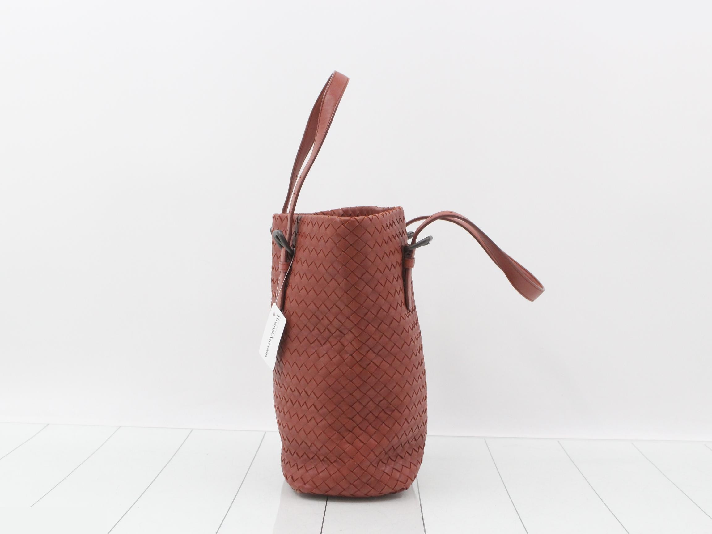Intrecciato (bag) / Handbag — view 3