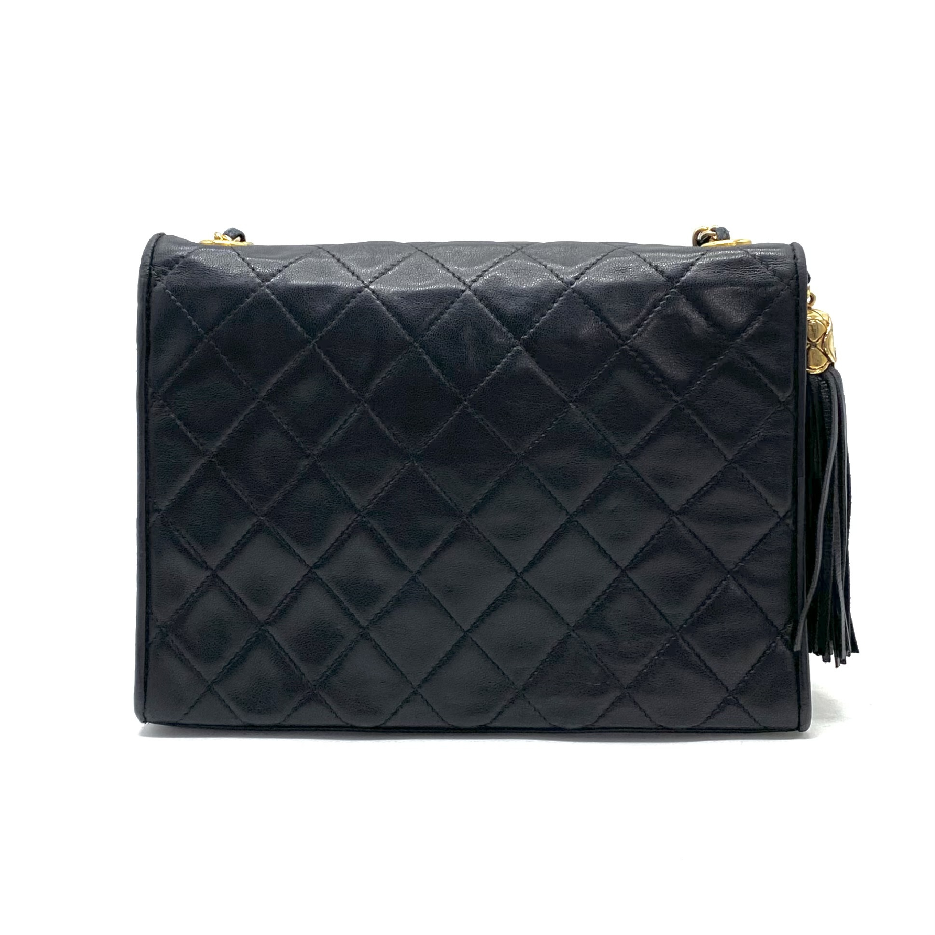 Matelassé Coco Mark Fringe Lambskin Chain Shoulder Bag — view 3
