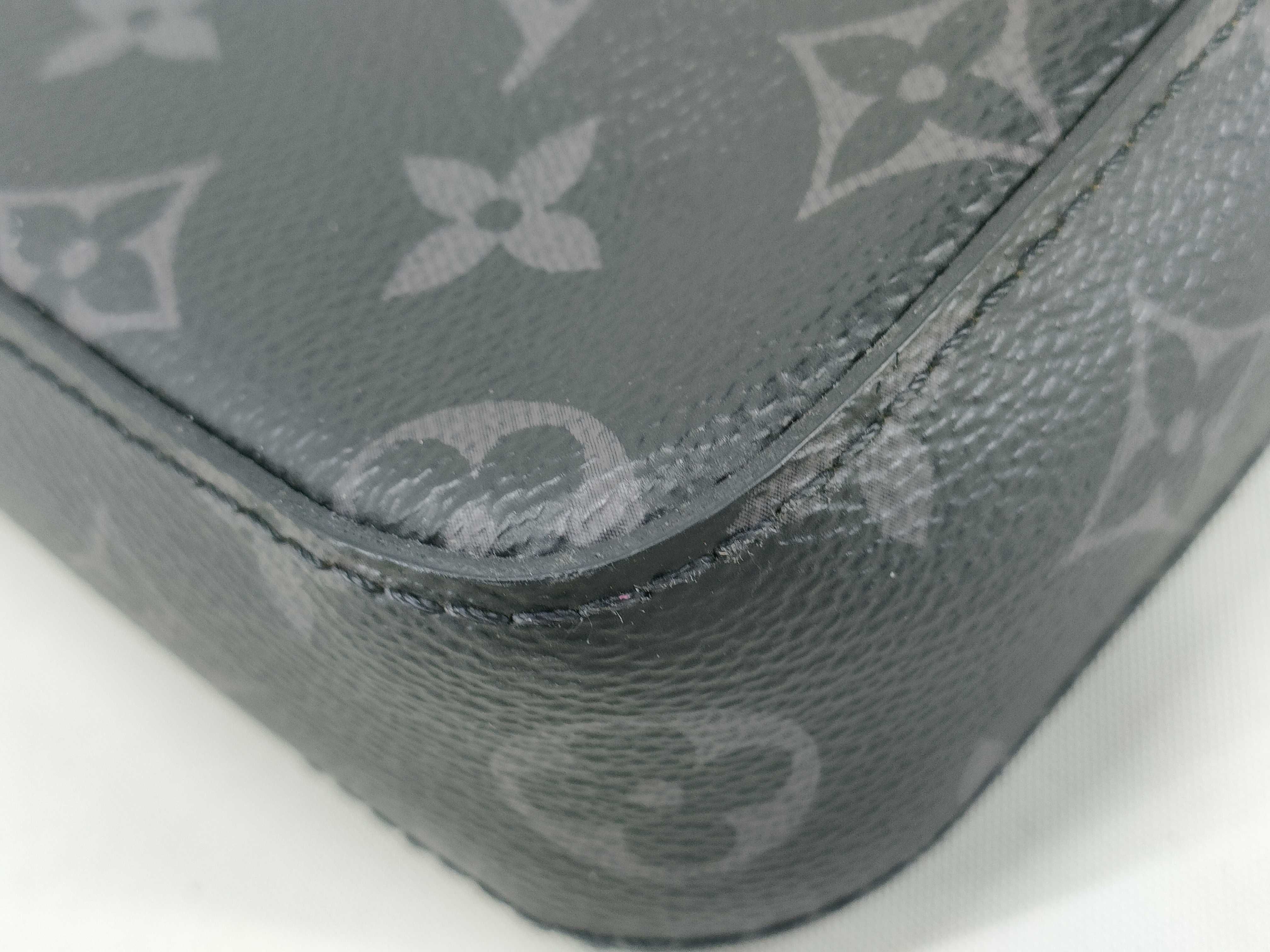 Trio Messenger RFID Shoulder Bag — view 4