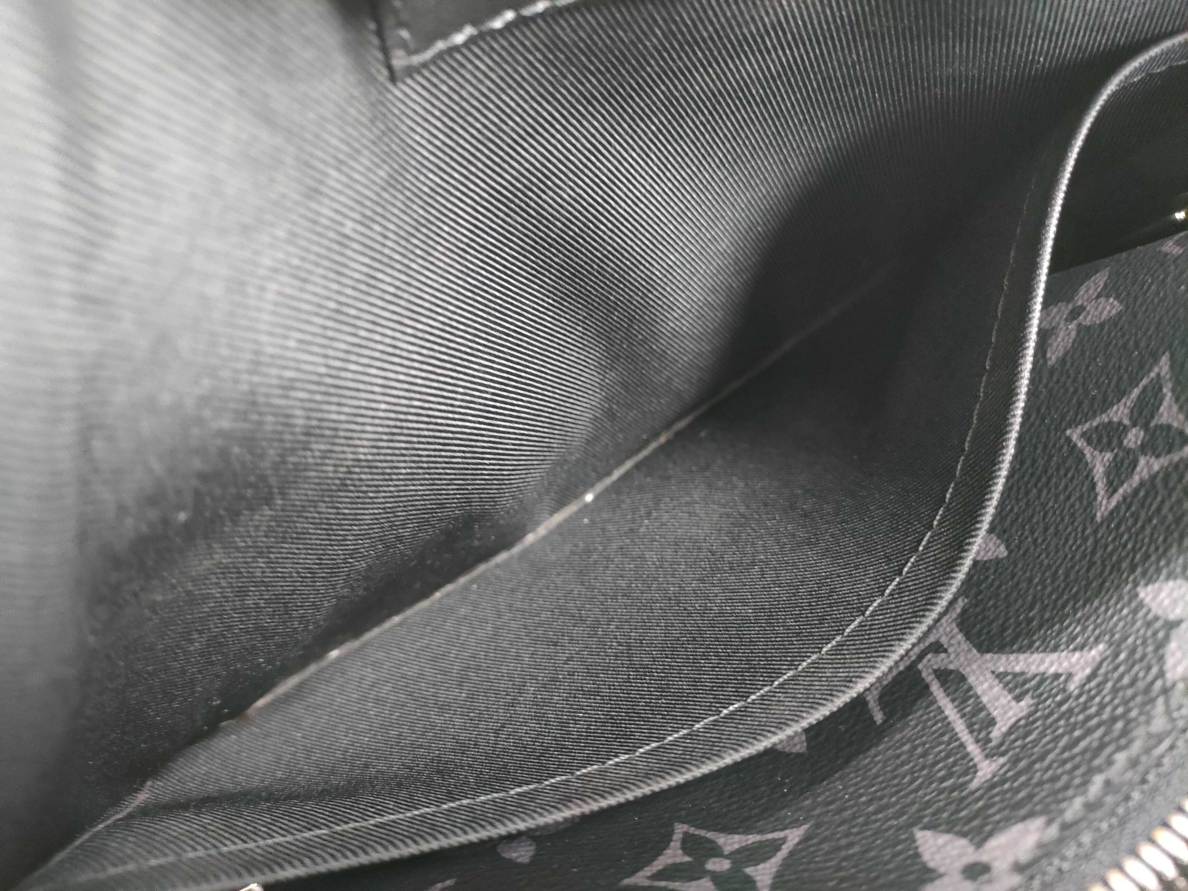 Trio Messenger RFID Shoulder Bag — view 6