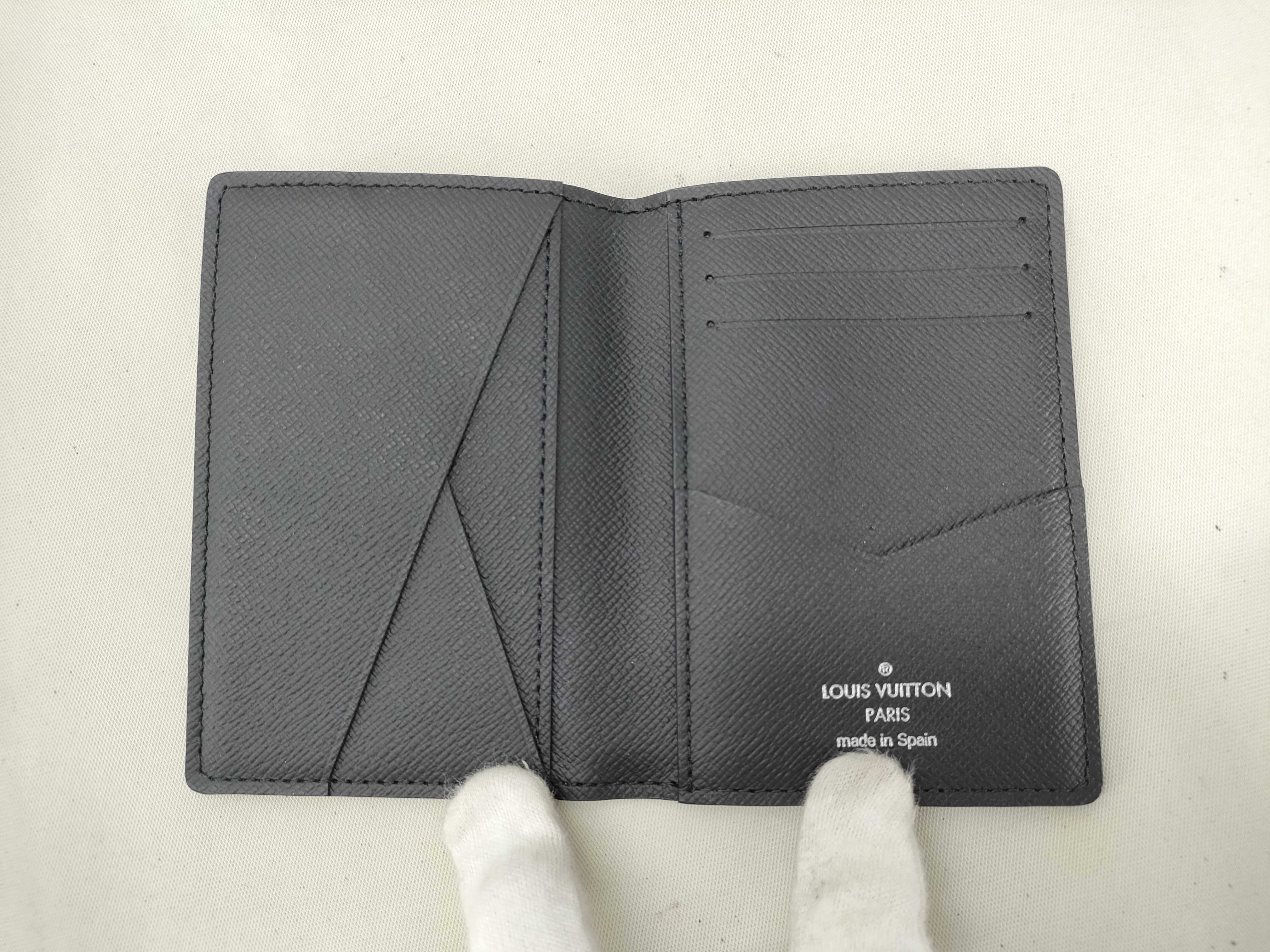Trio Messenger RFID Shoulder Bag — view 10