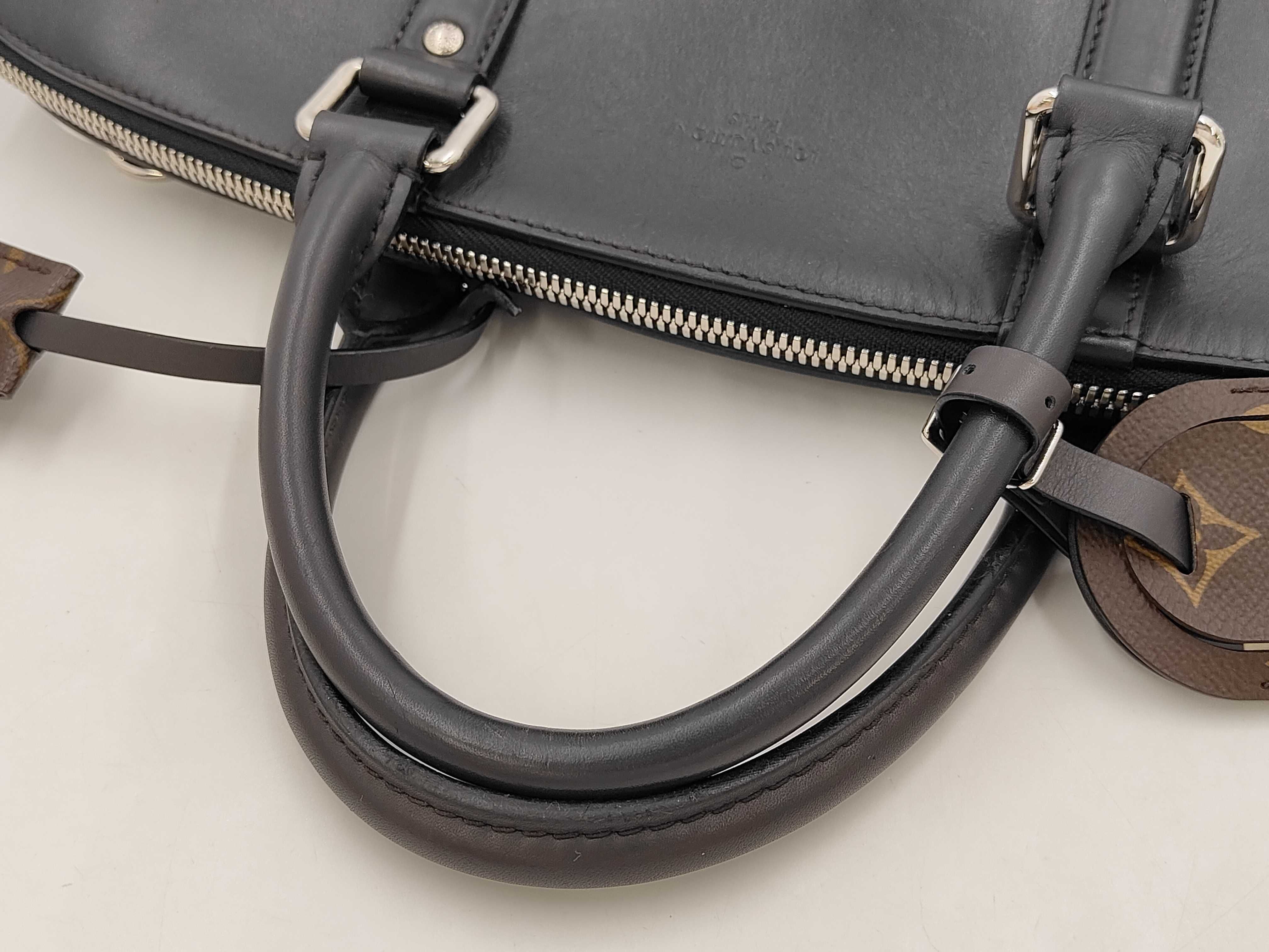 Cuir Ombre Lockit MM Griolage M50460 RI4155 Shoulder bag with key, padlock, clochette, and dust bag. — view 3