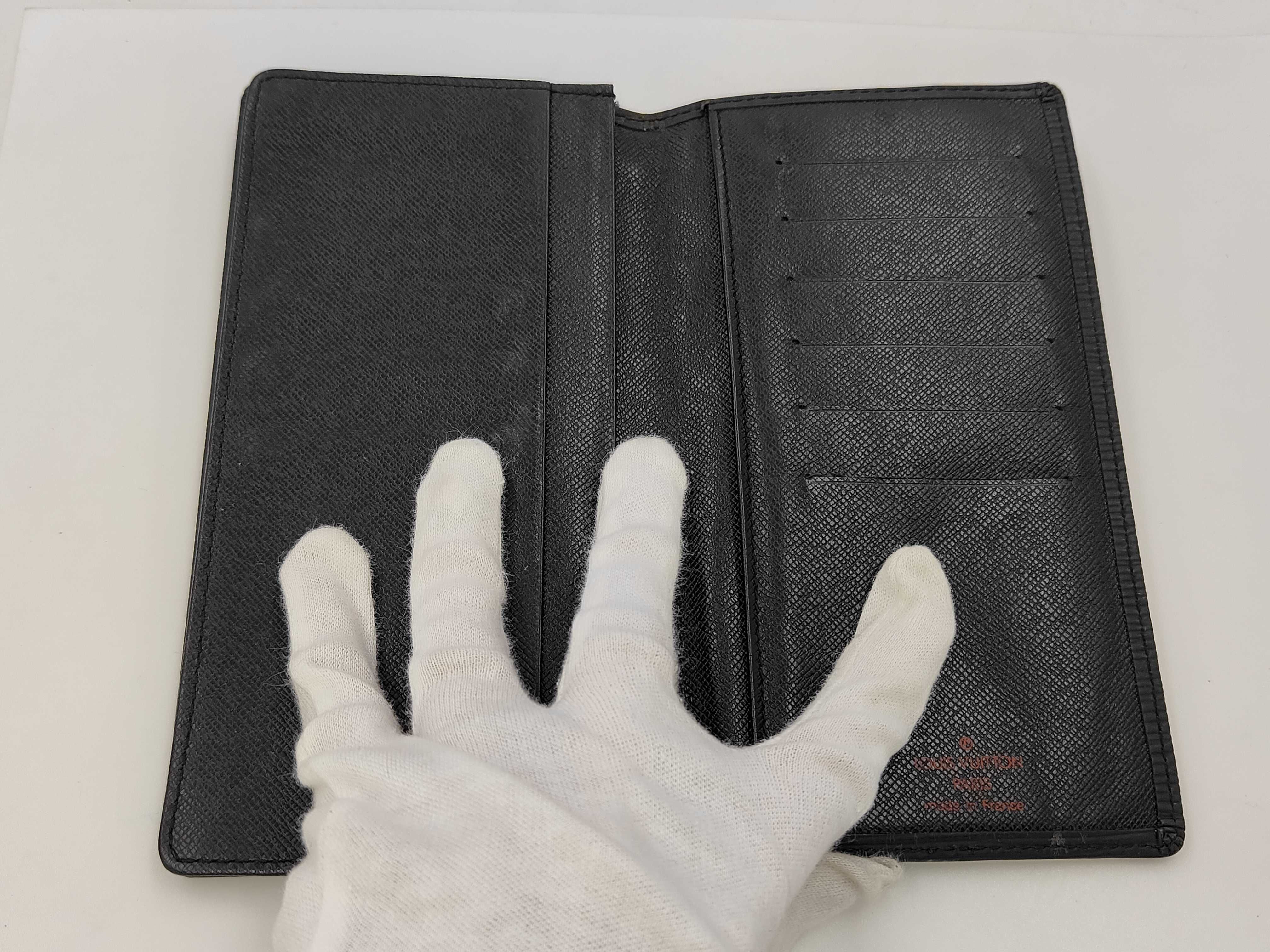 Epi / Epi / Portecarte Credit / M63212 / SR0032 / Long Wallet / Leather Billfold — view 4