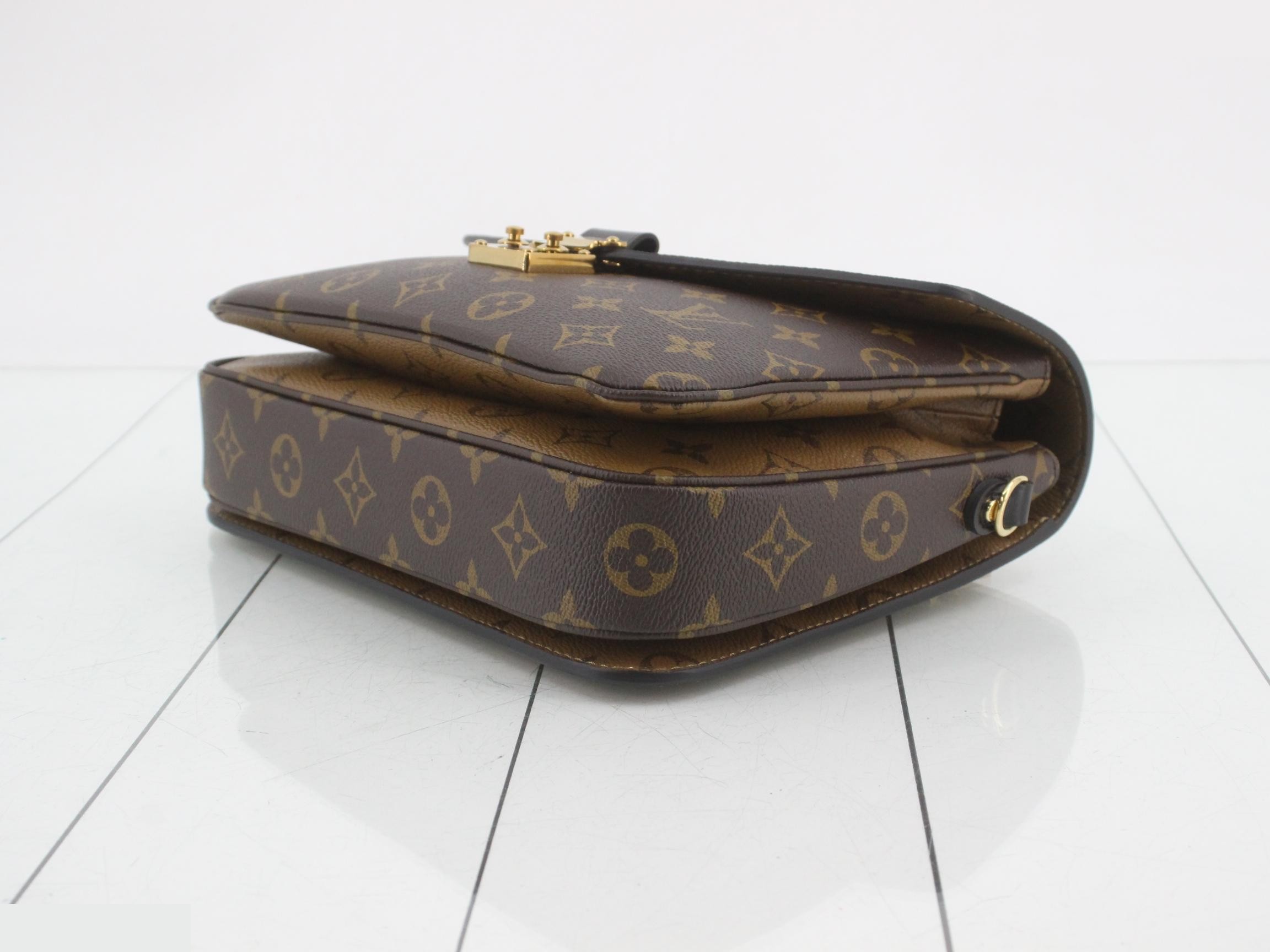 Monogram Reverse Pochette Metis MM M44876 IC Type Unused — view 6