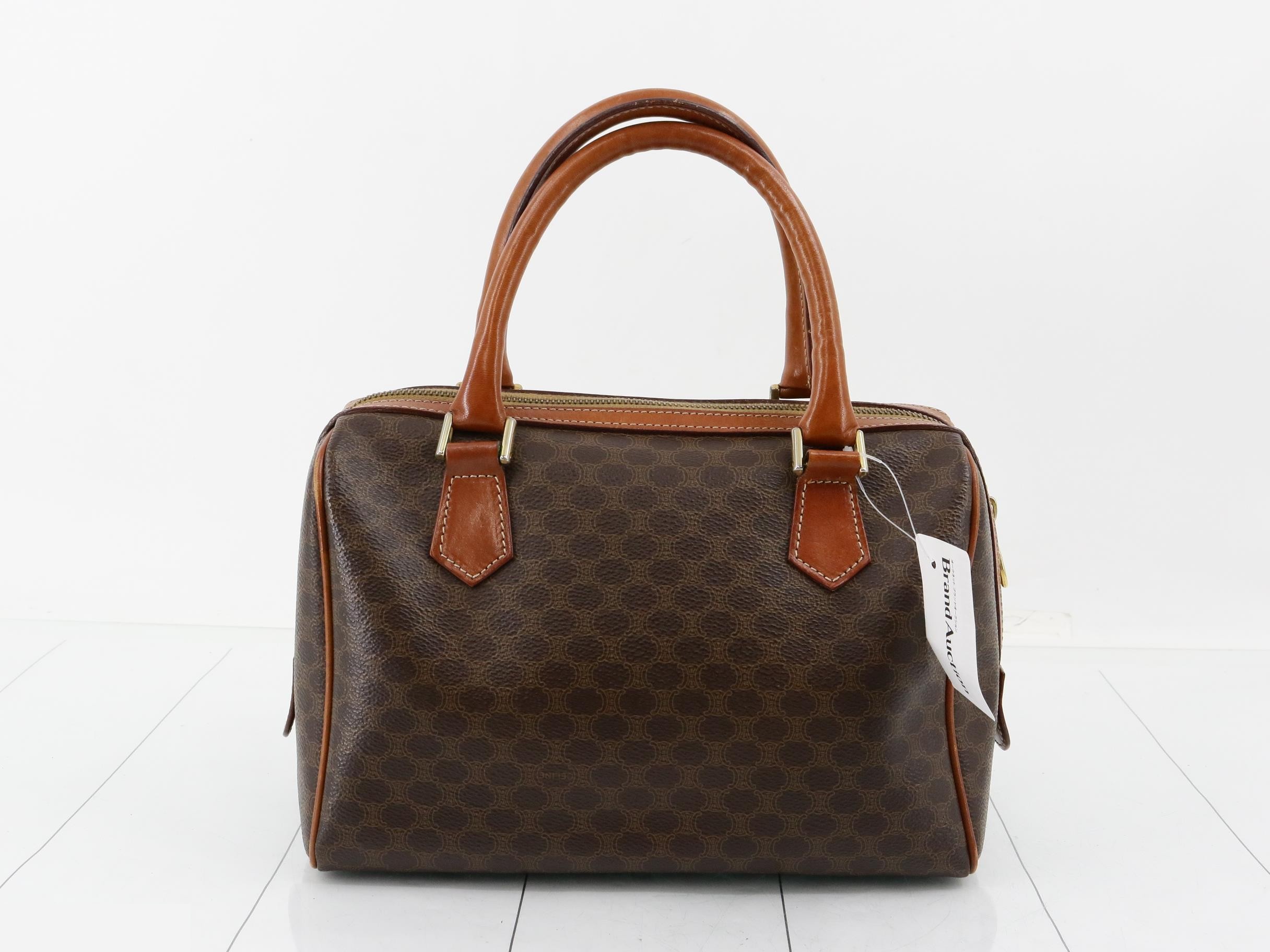 handbag — view 2