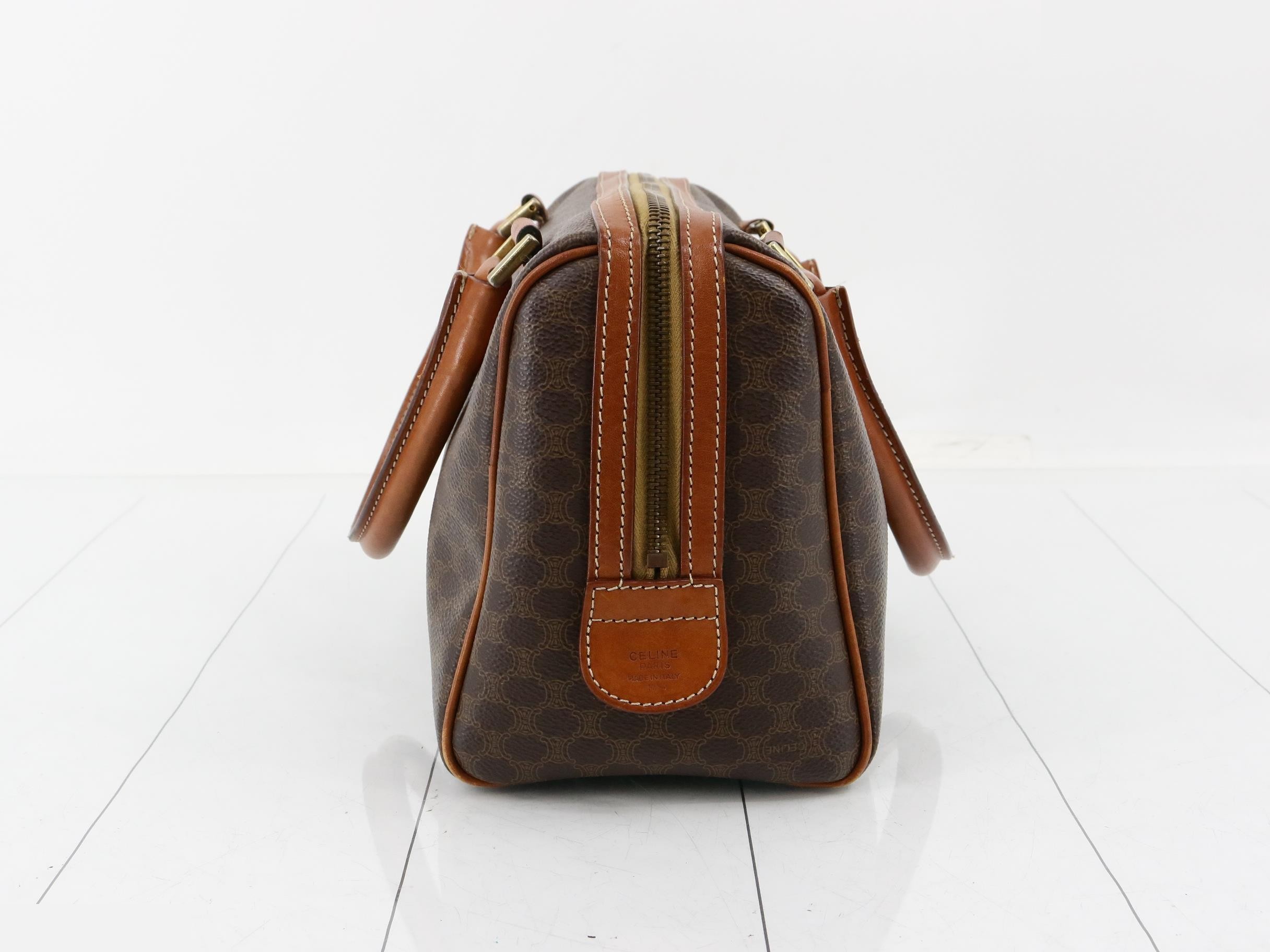 handbag — view 3