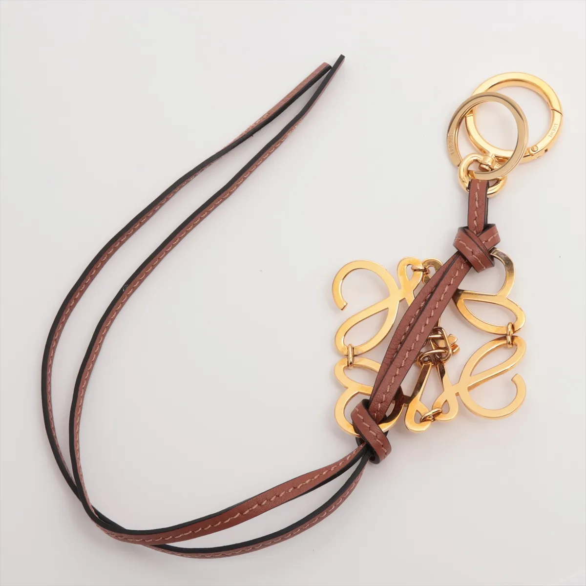 Anagram Charm GP x Leather Brown x Gold — view 2
