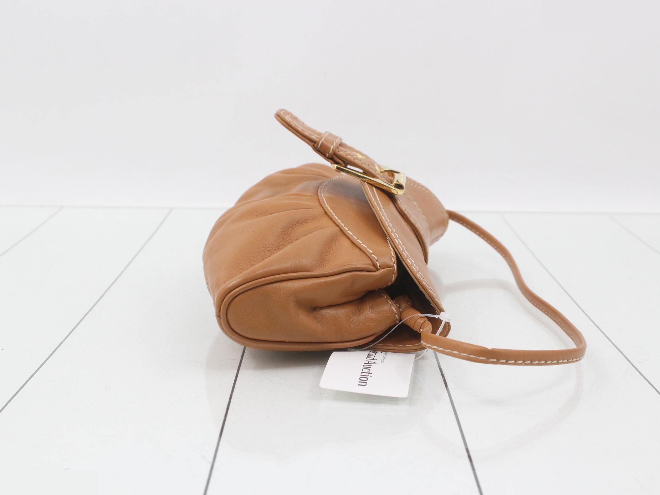 Leather shoulder bag — view 3
