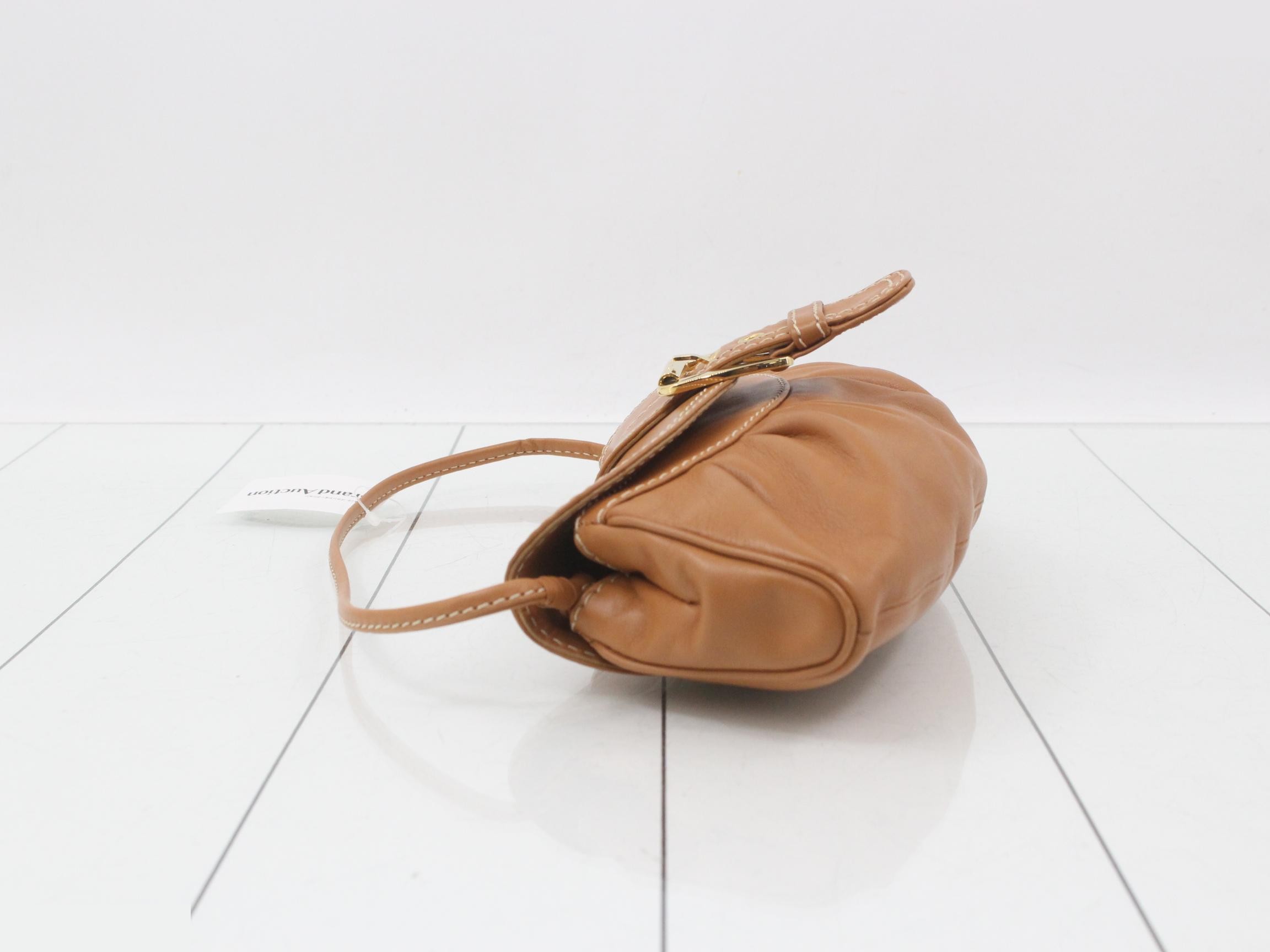 Leather shoulder bag — view 4