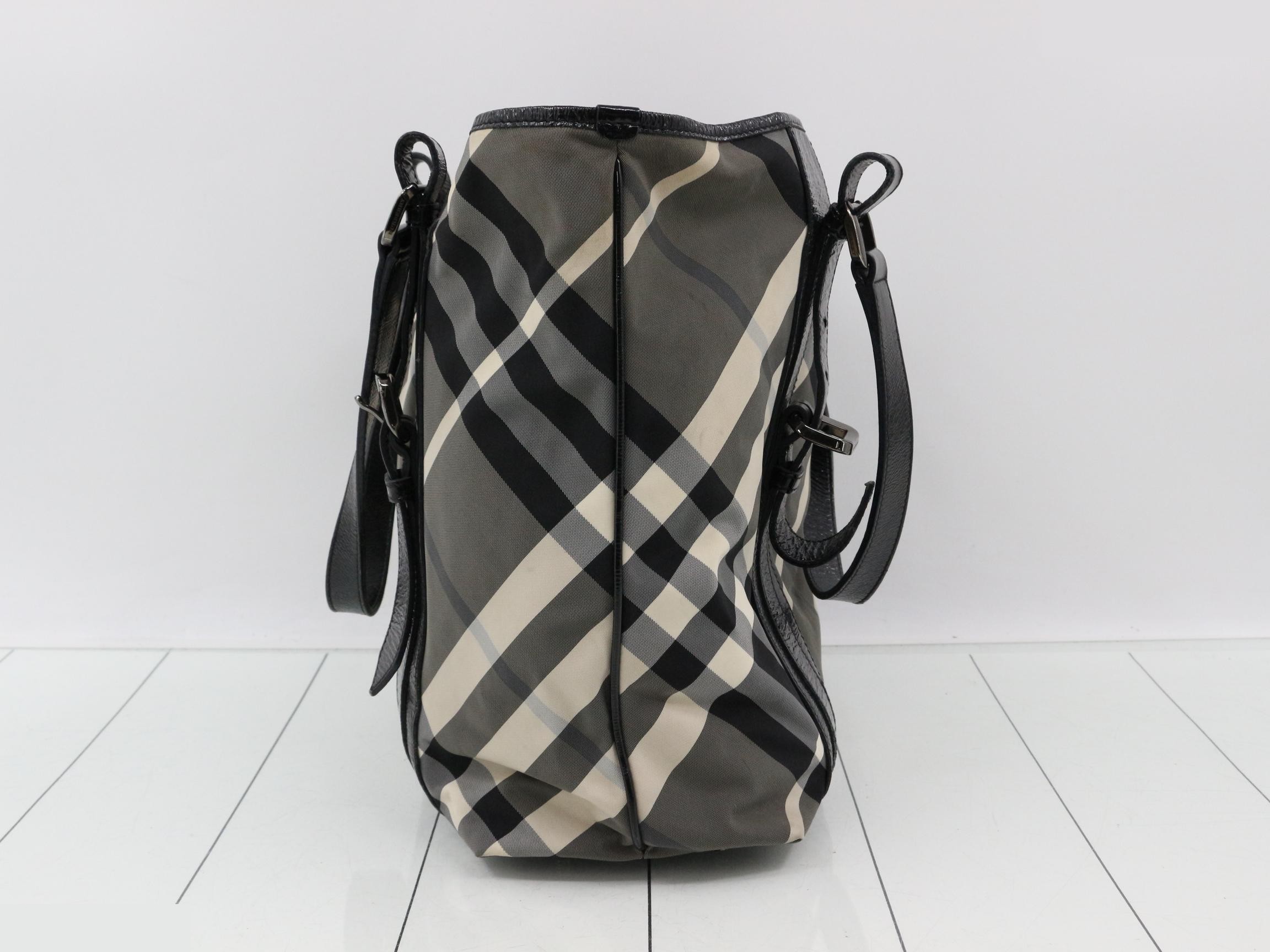 Blue Label Nova Check Tote Bag — view 3