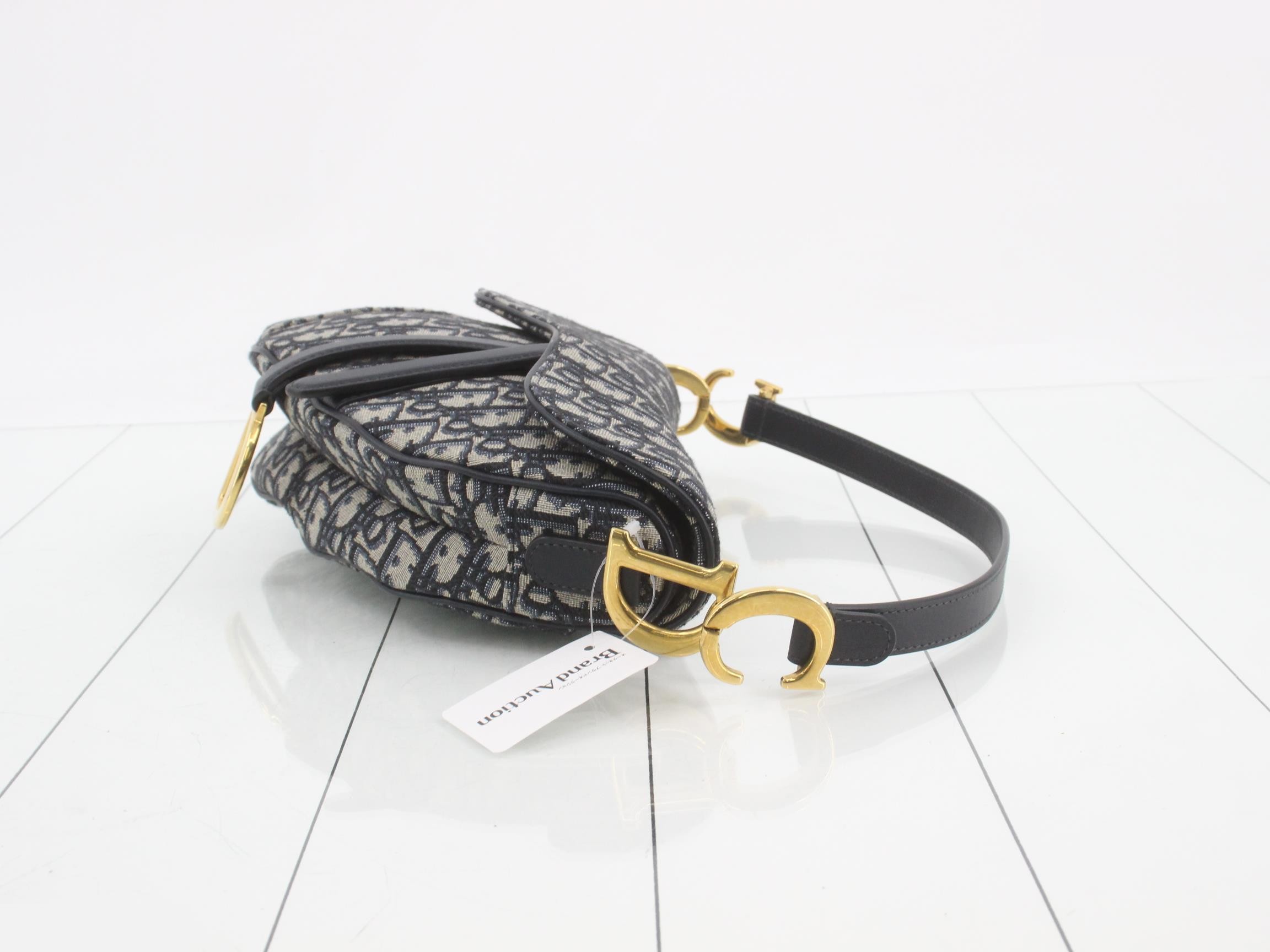 Oblique Trotter Saddlebag Shoulder Bag — view 3
