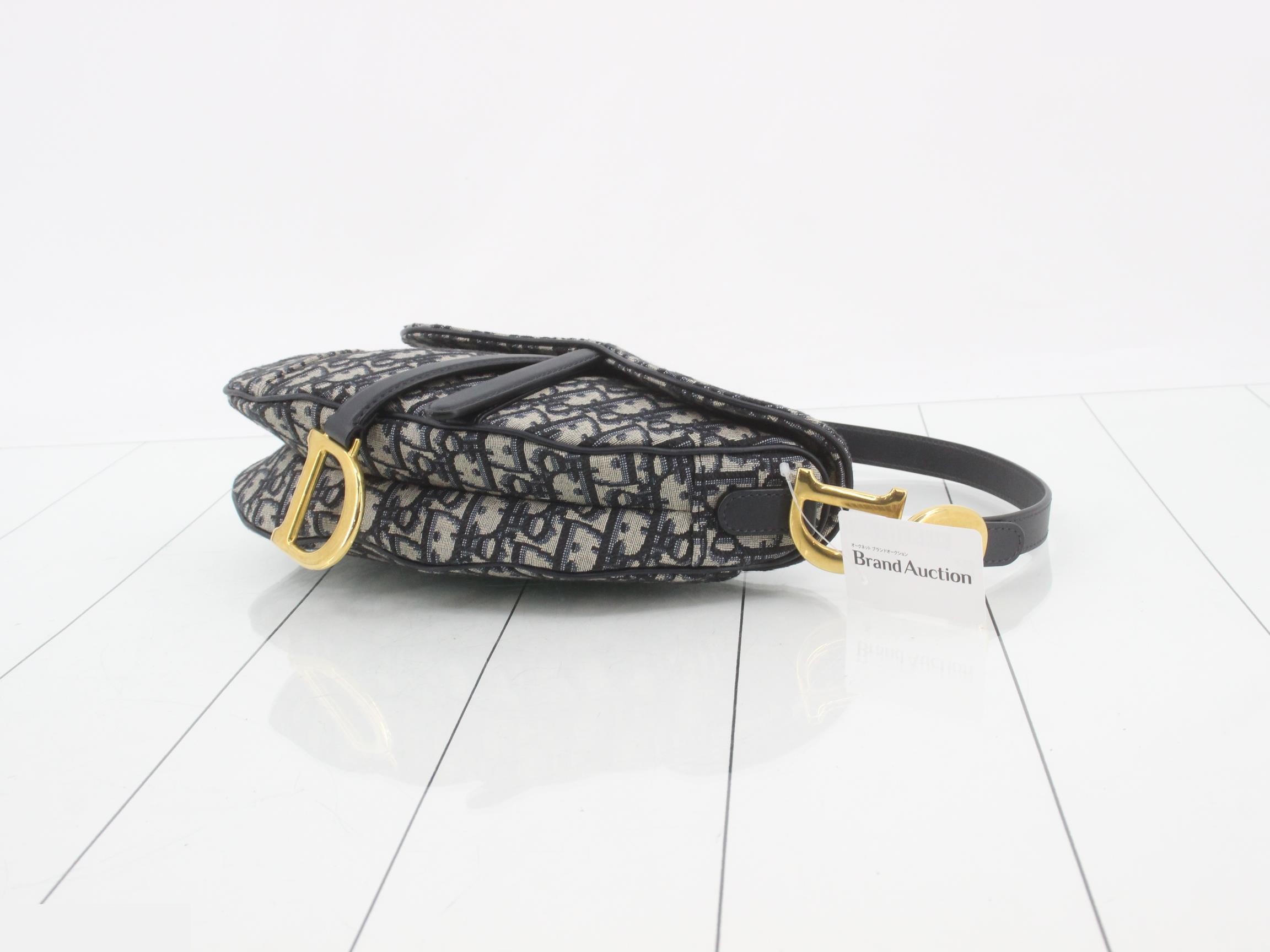 Oblique Trotter Saddlebag Shoulder Bag — view 6