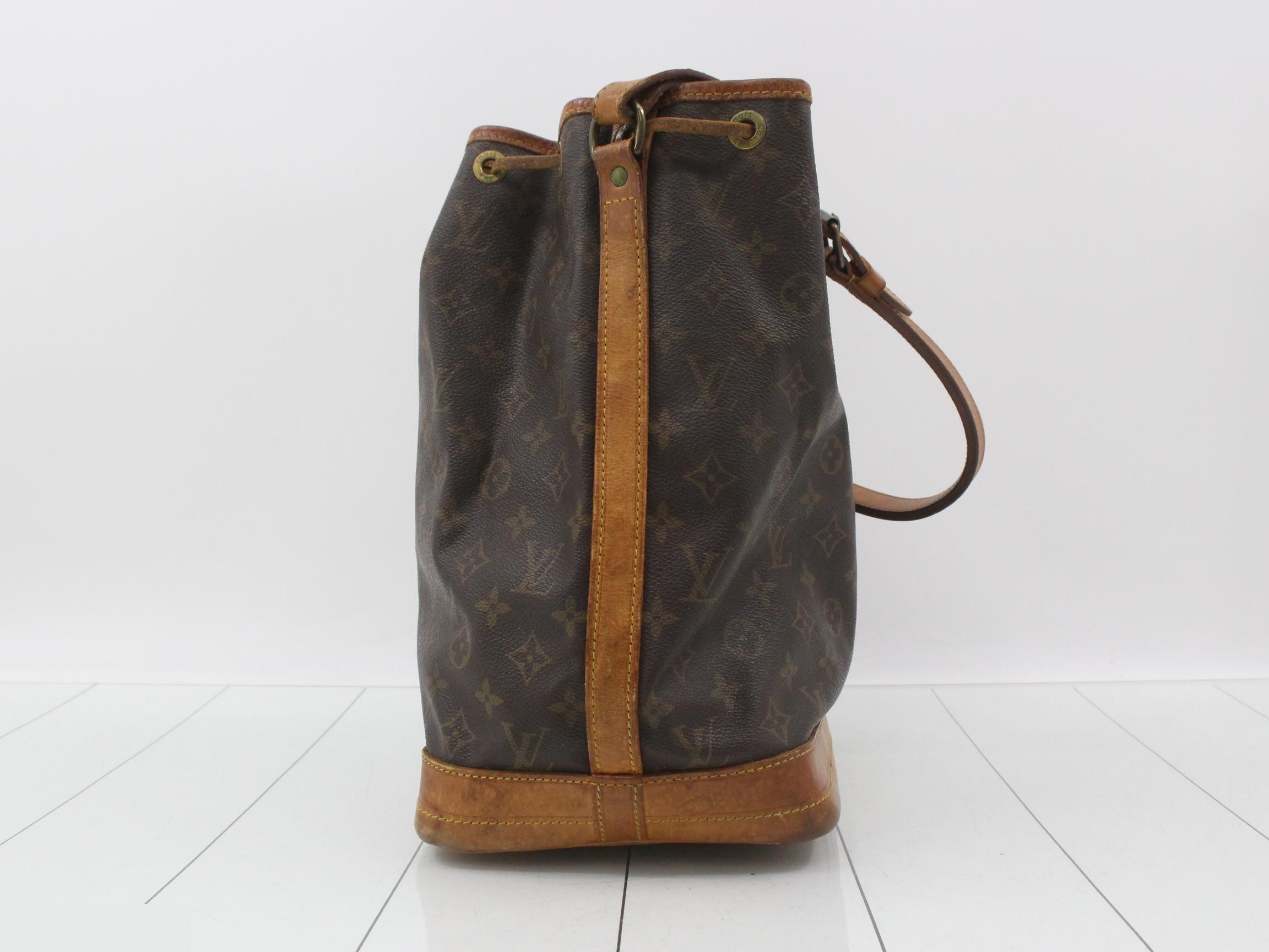 LV Noe M42224 — view 3