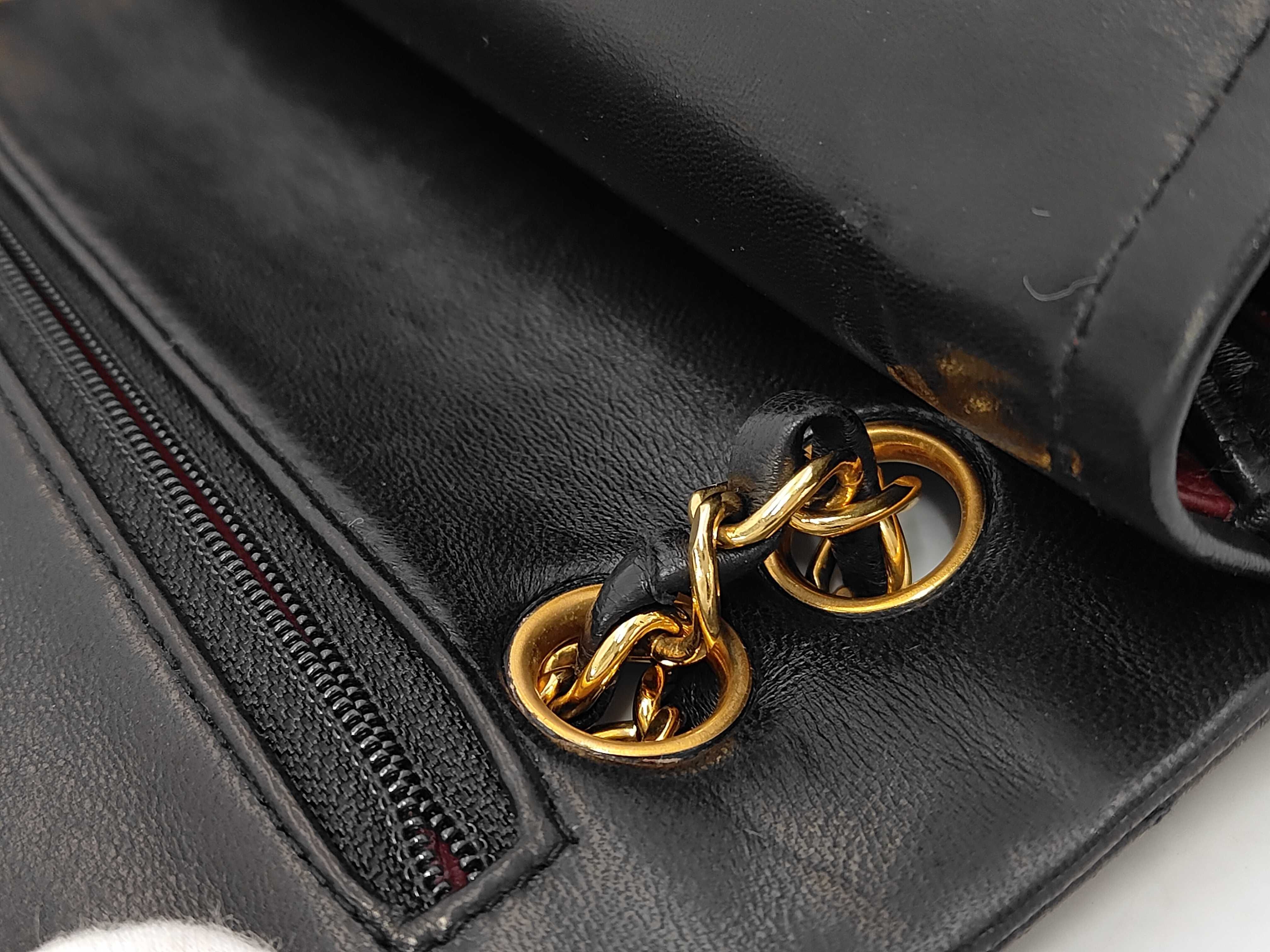 Lambskin Matelassé 23 w Boutique Seal Shoulder Bag — view 5