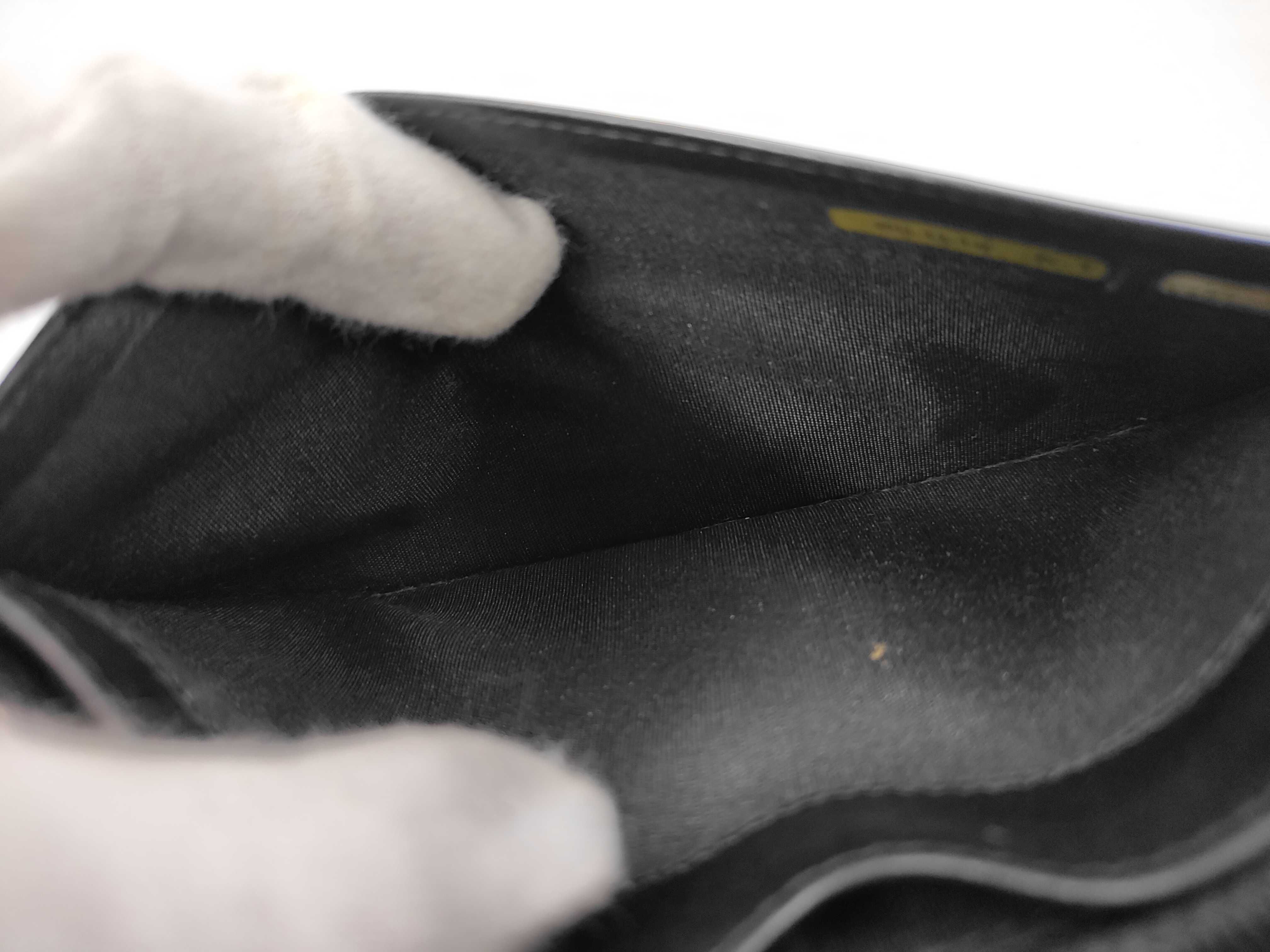 long wallet — view 12