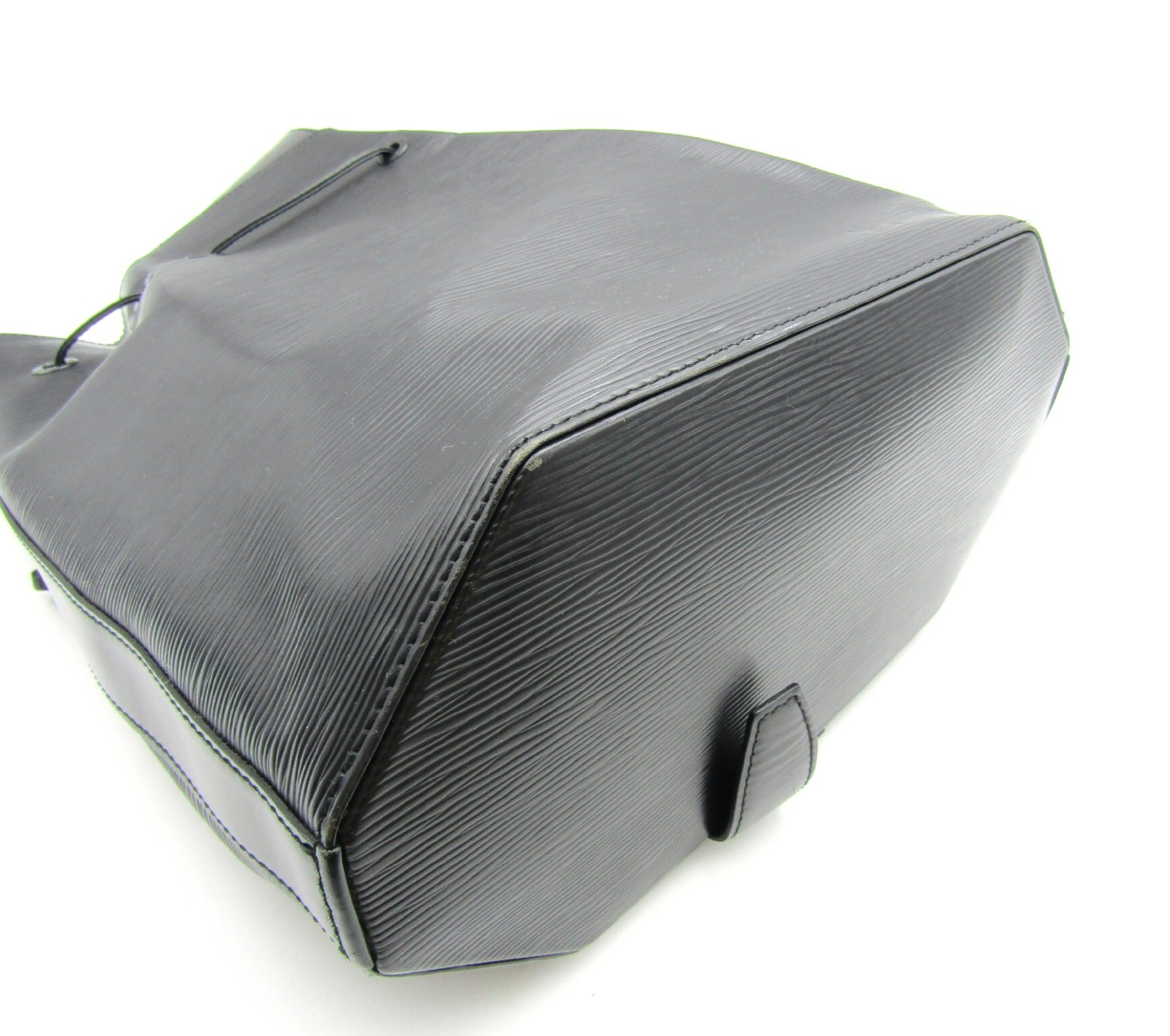 LV Sac à Dos Epi One Shoulder Bag Noir M80153 Shoulder Bag — view 3