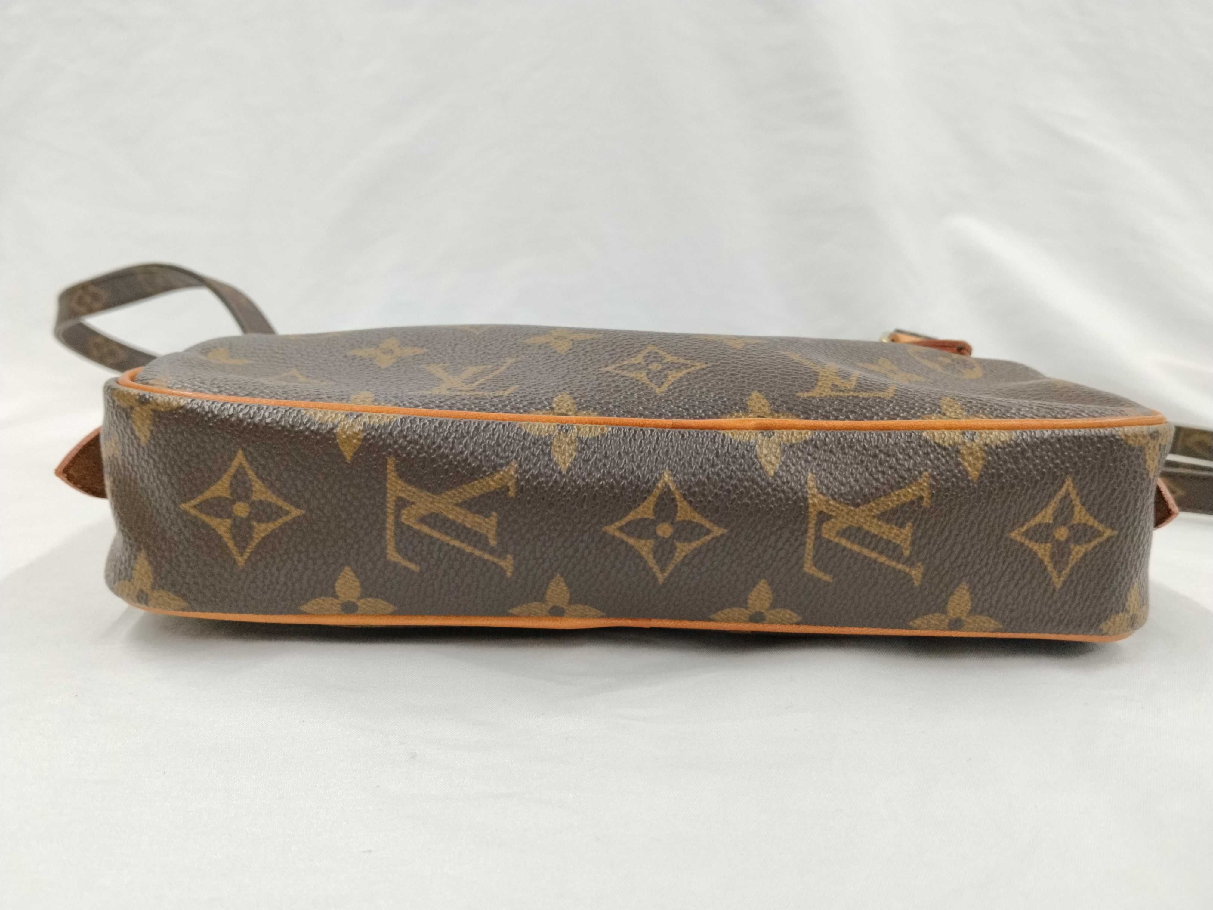 Monogram LV Monogram Pochette Marly Bandoulière Shoulder Bag — view 8