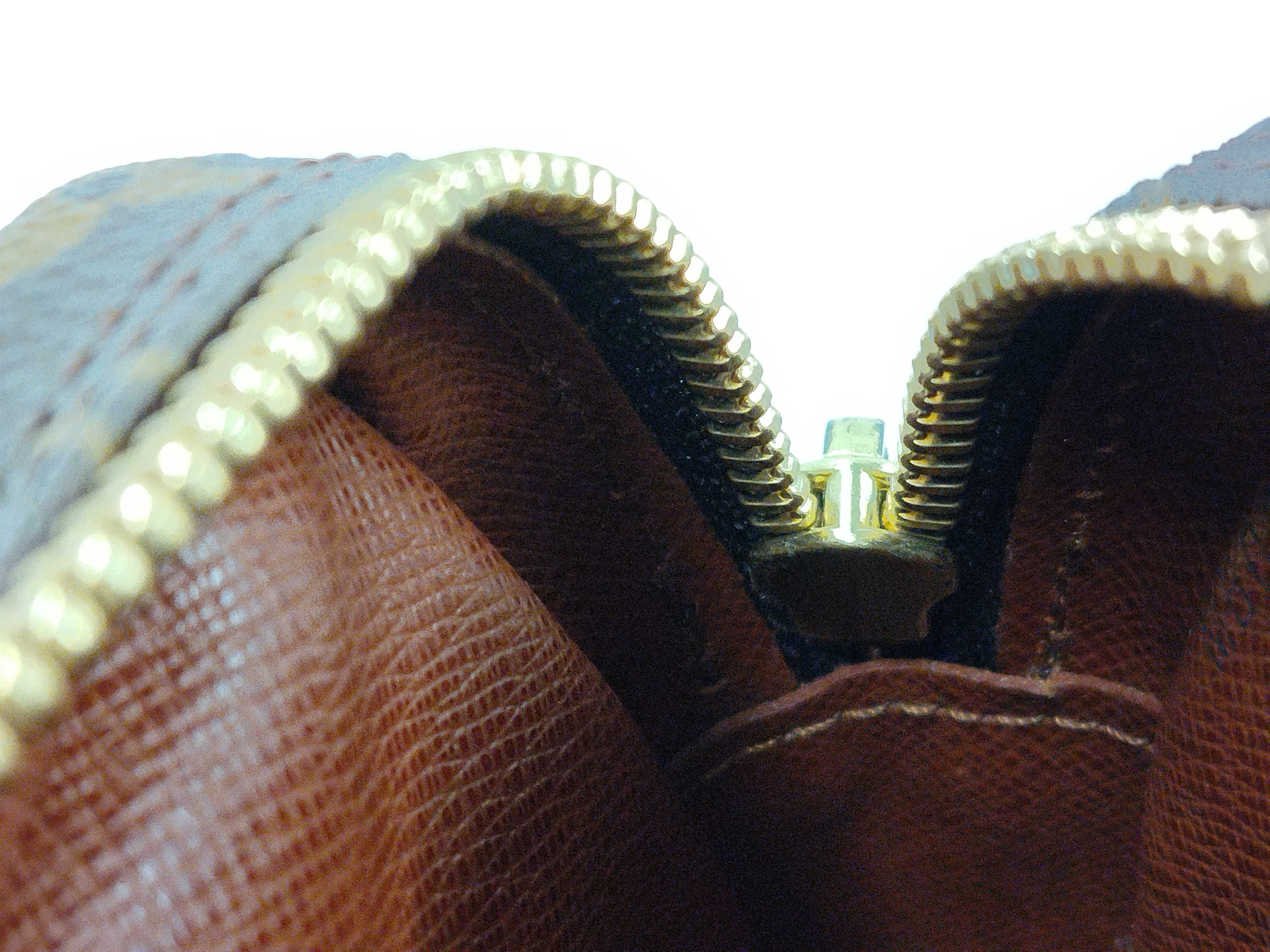 Monogram LV Monogram Pochette Marly Bandoulière Shoulder Bag — view 9