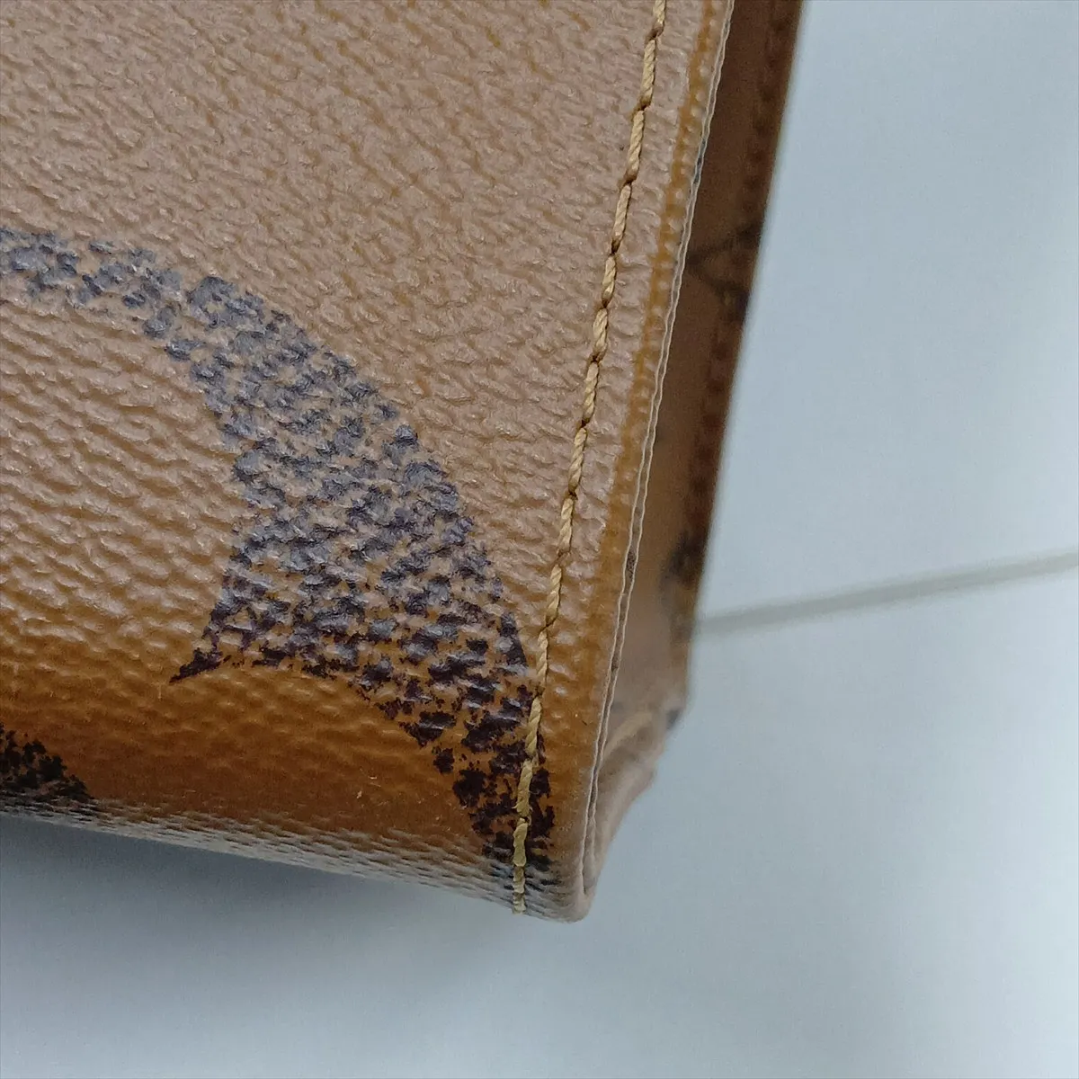 Giant Monogram Reverse OnTheGo MM M45321 LM0211 Brown (RFID detected) — view 15