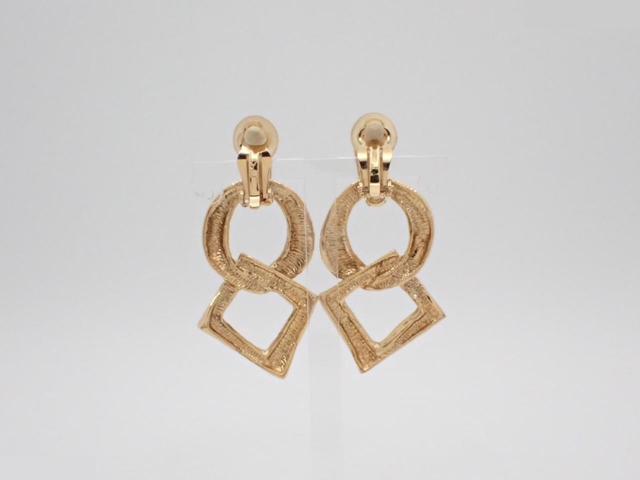 Other lines: Precious metals and earrings — view 2