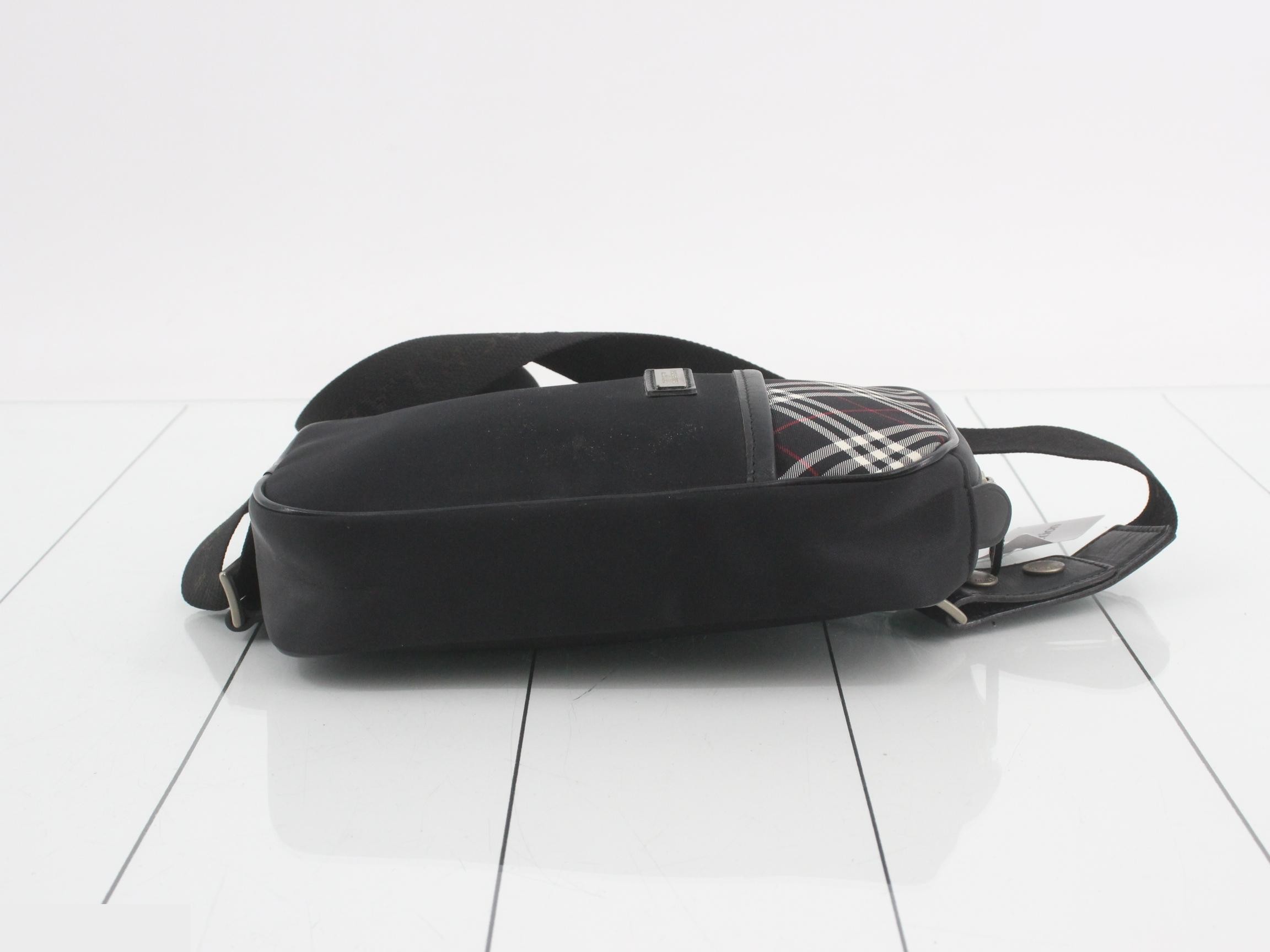 Other lines: Bags and waist bags — view 3