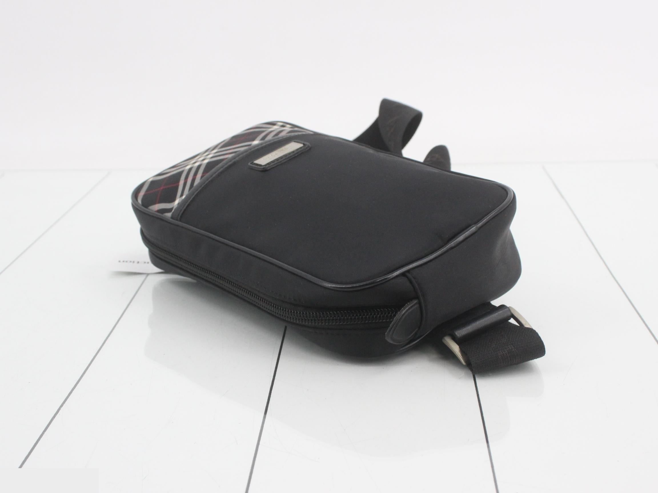 Other lines: Bags and waist bags — view 5