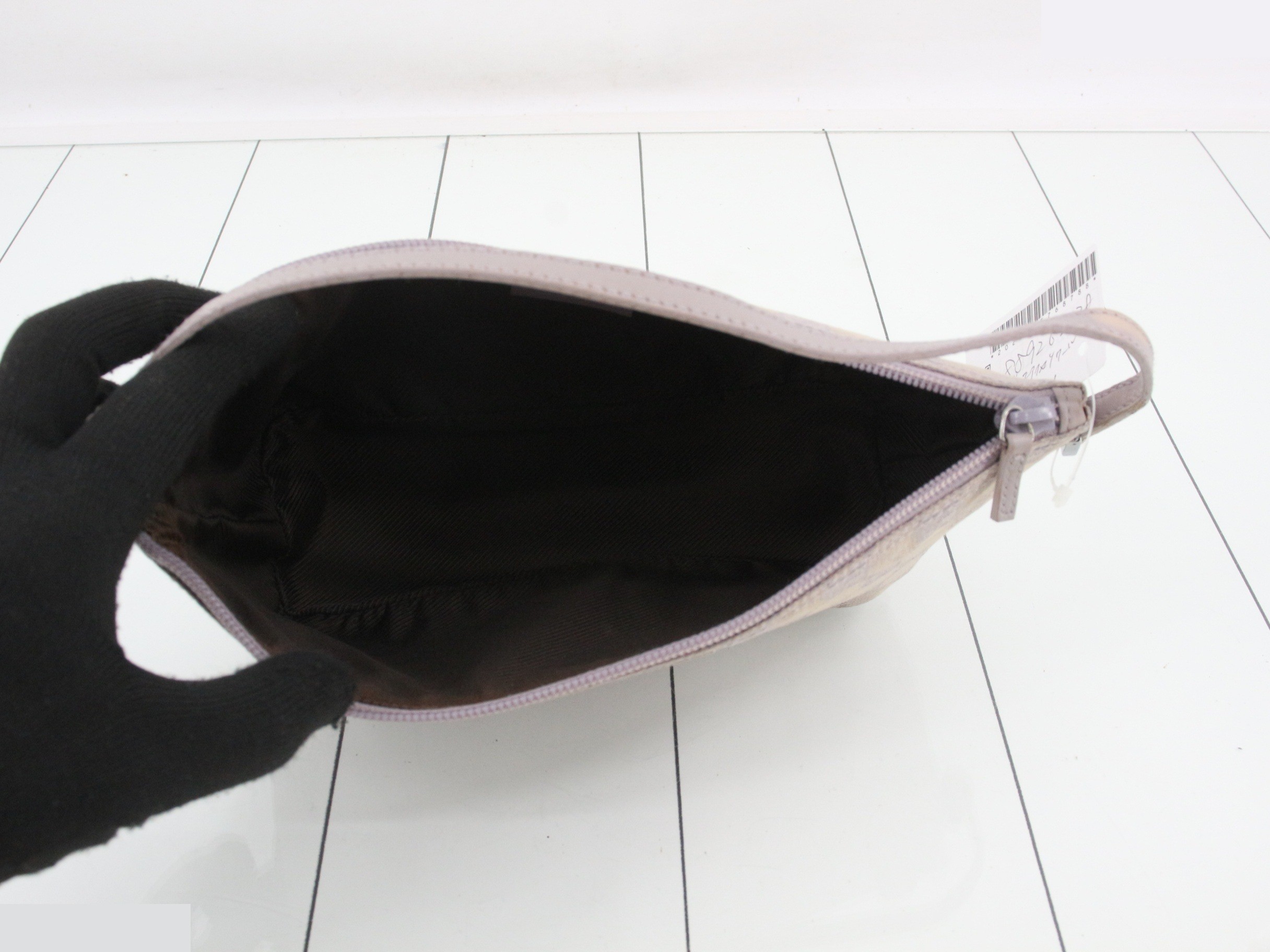 GG Canvas Accessoires Handbag — view 4