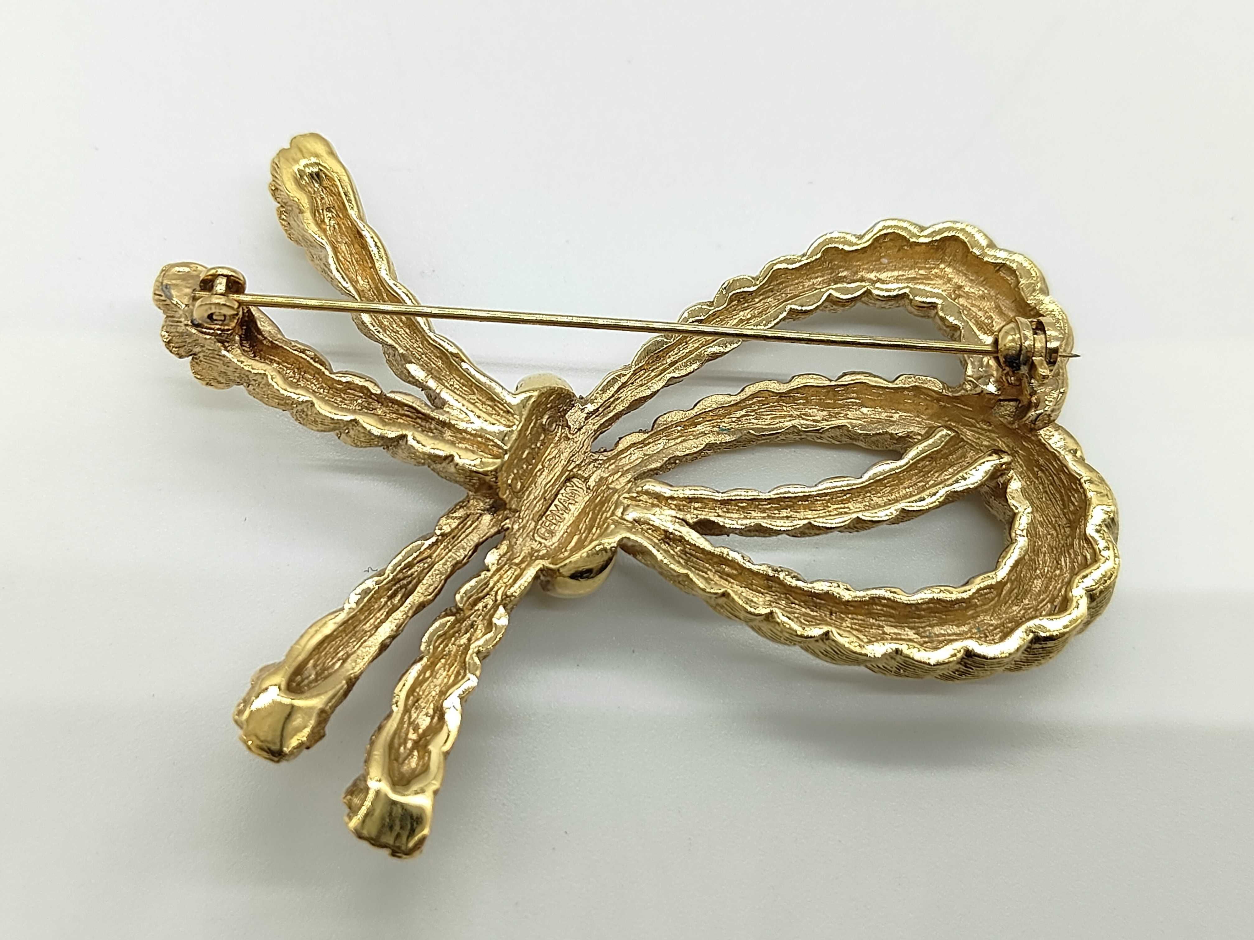 Vintage Ribbon Rope Gold Brooch — view 2