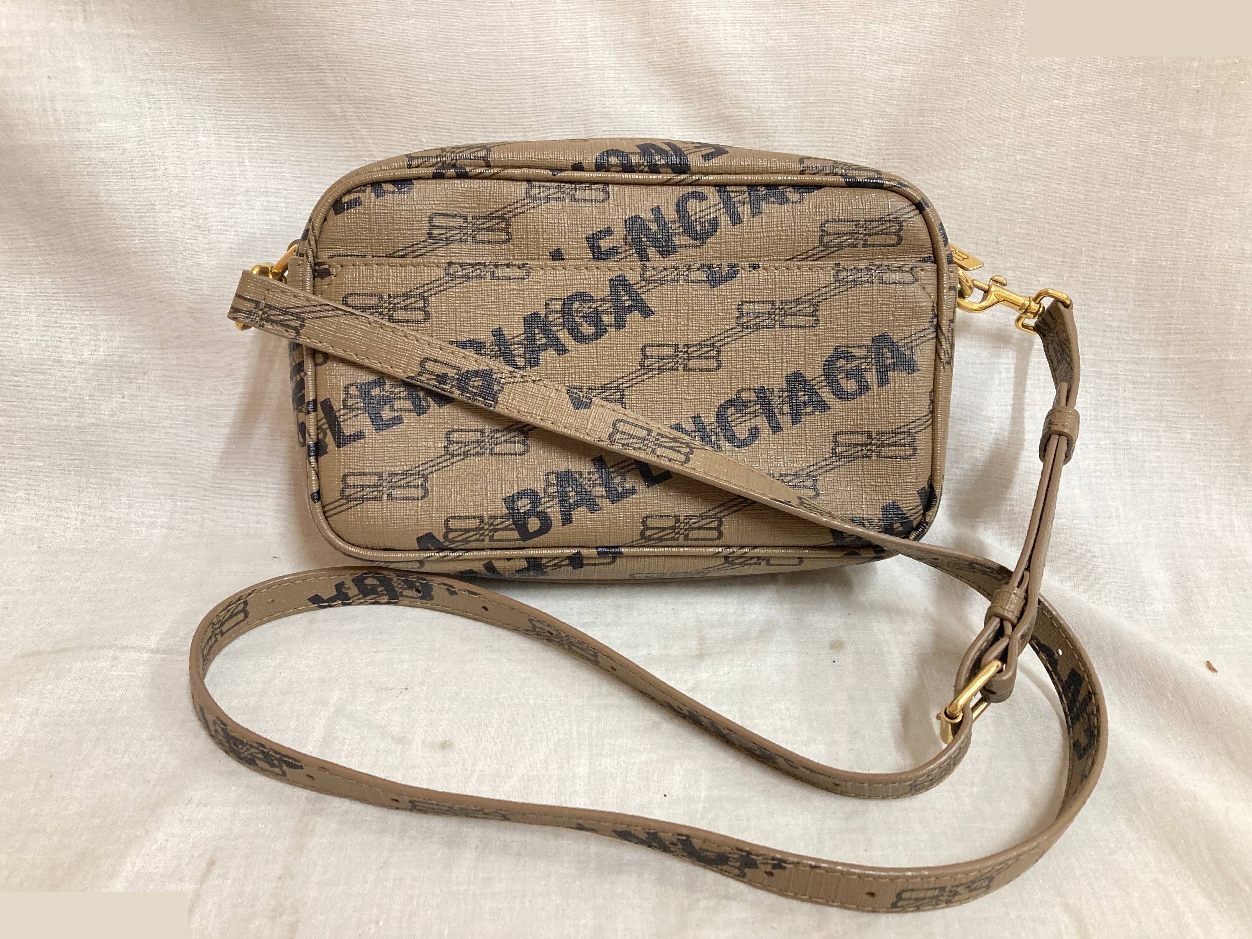 Other lines: Bags and shoulder bags — view 2