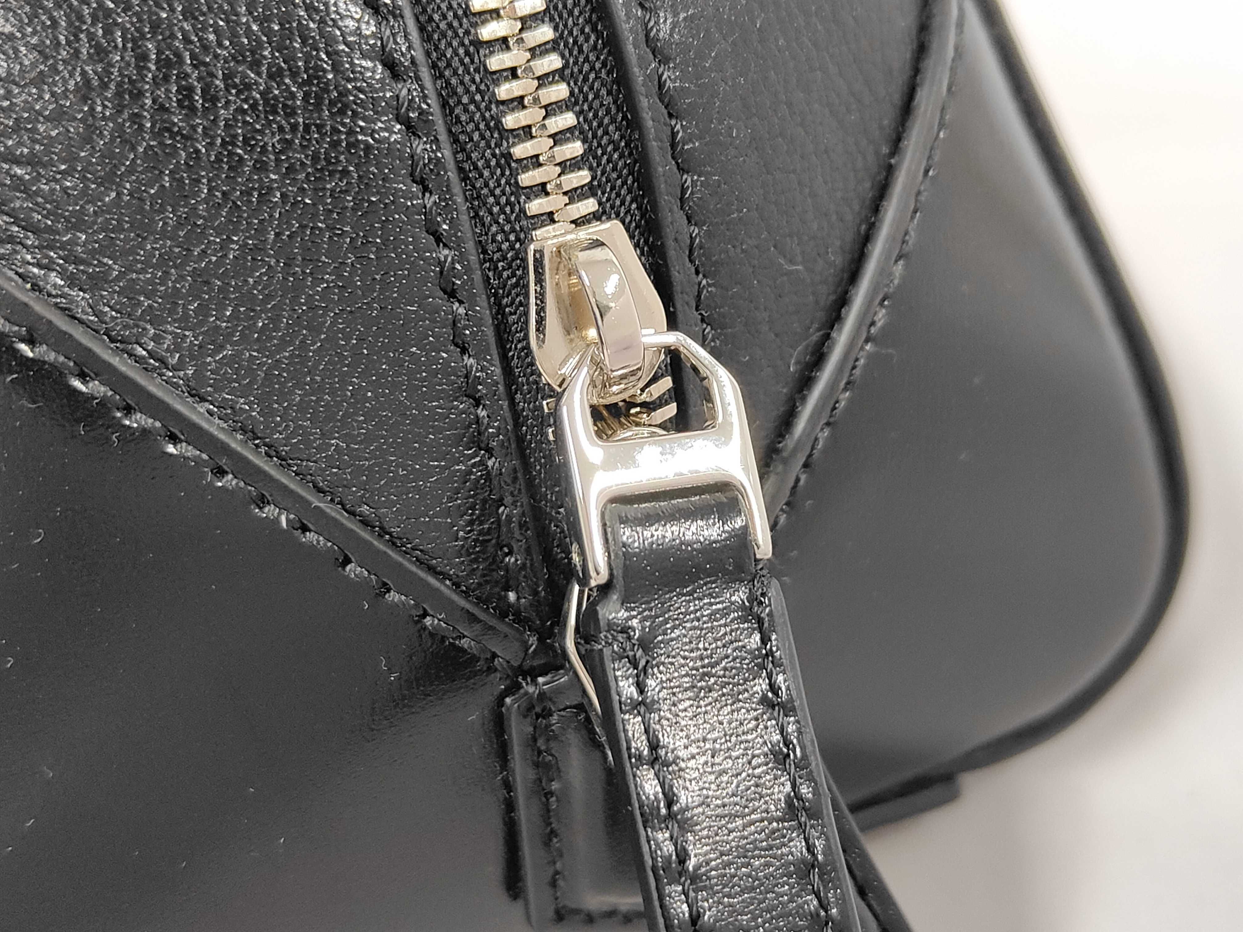 Antigona East West Shoulder Bag/Handbag — view 7