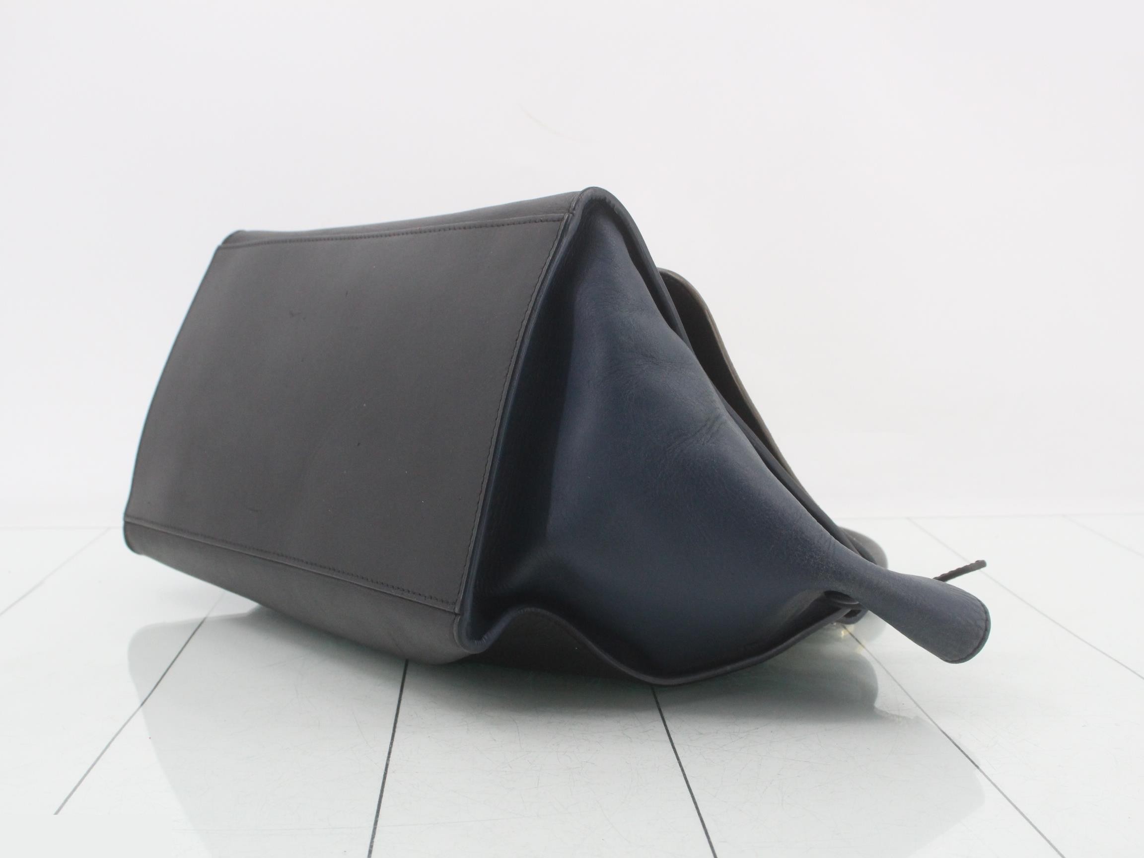 Trapeze Tote Bag — view 6