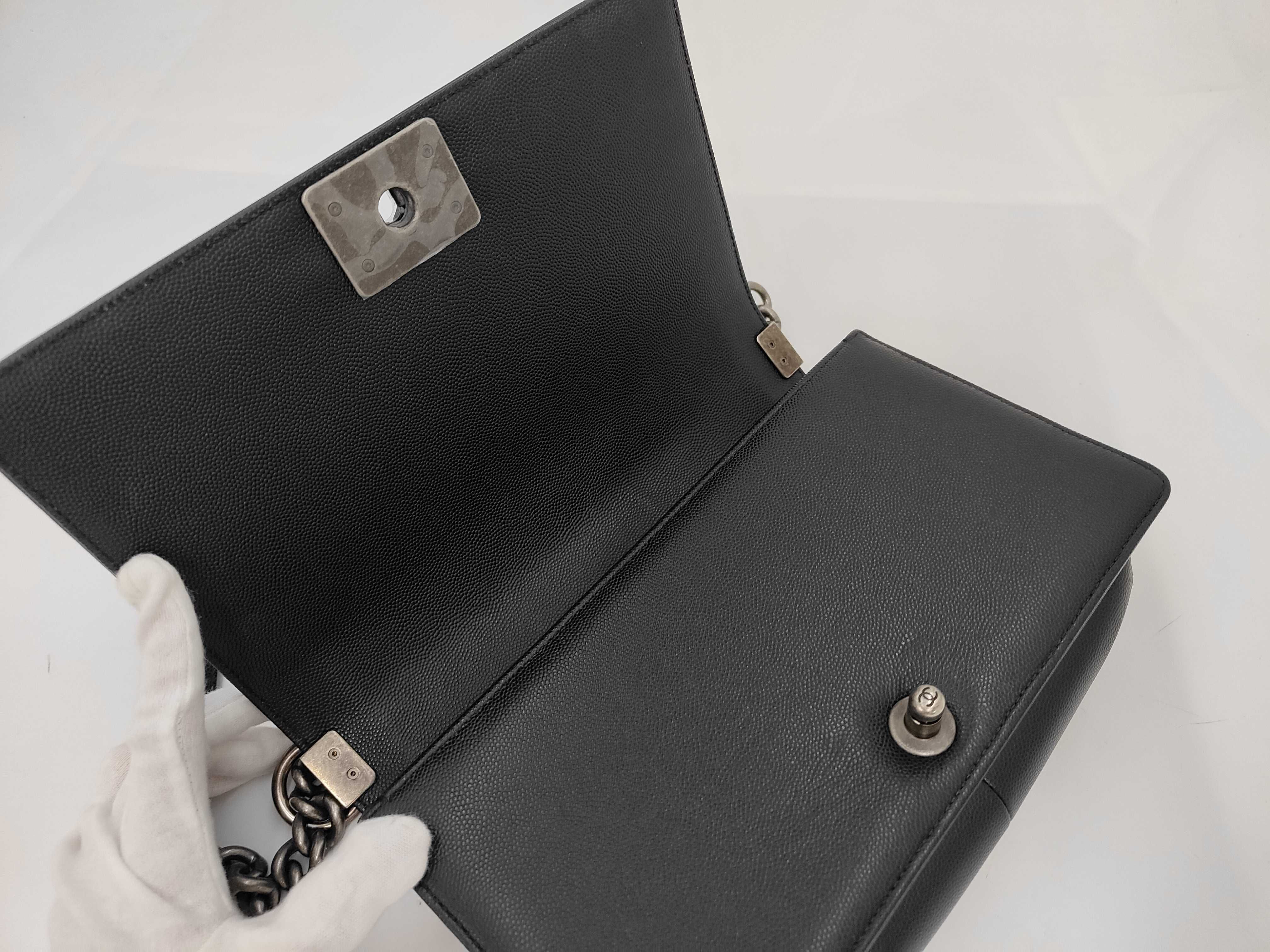 Boy Chanel Shoulder Bag — view 8