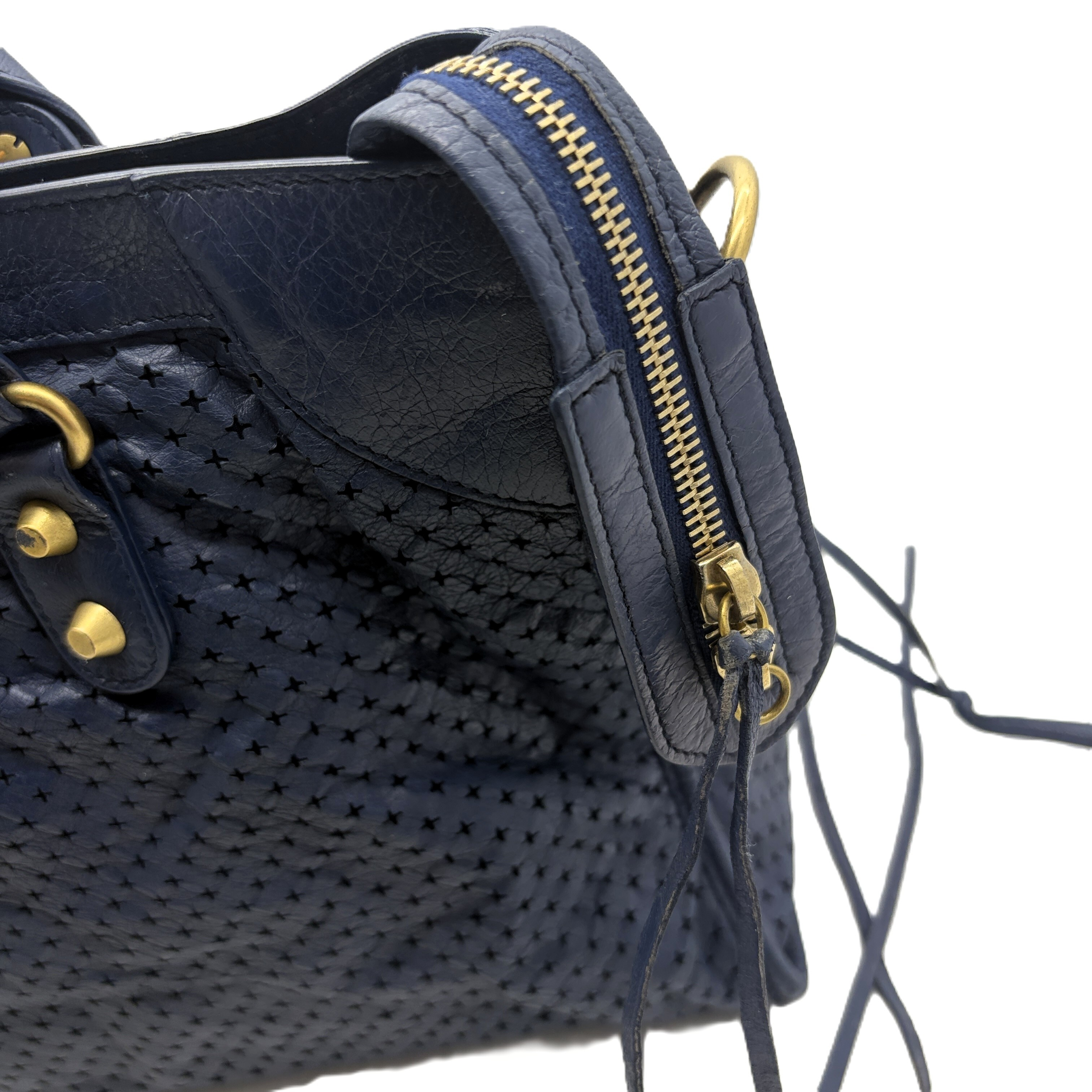 City 2-way Shoulder Bag — view 10