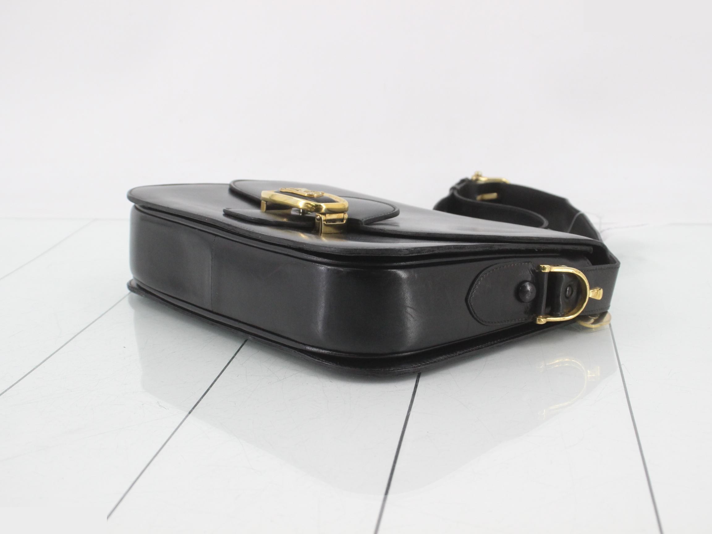 Carriage hardware, leather — view 6