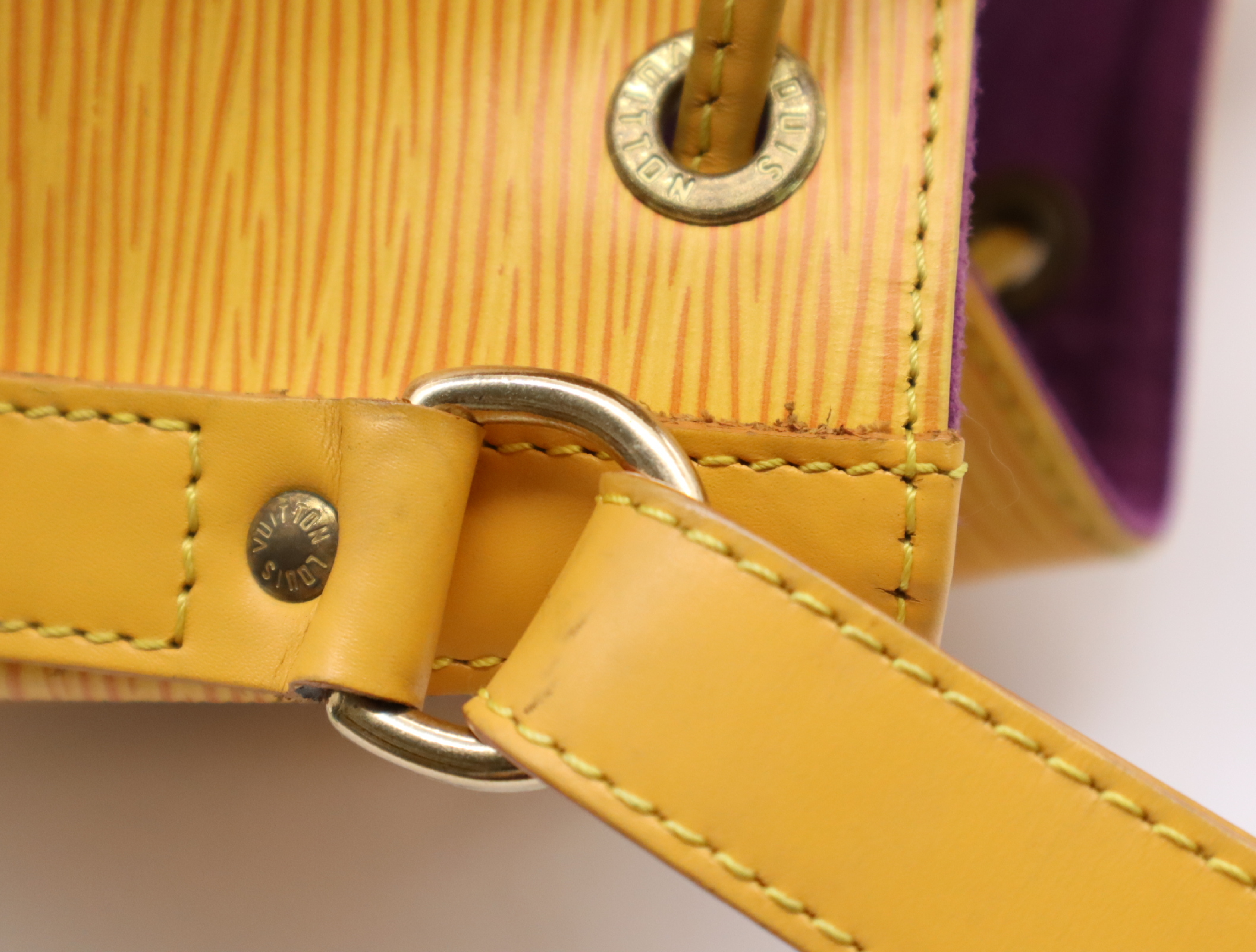 M44109 Epi Petit Noe Tassili Yellow Shoulder Bag — view 8