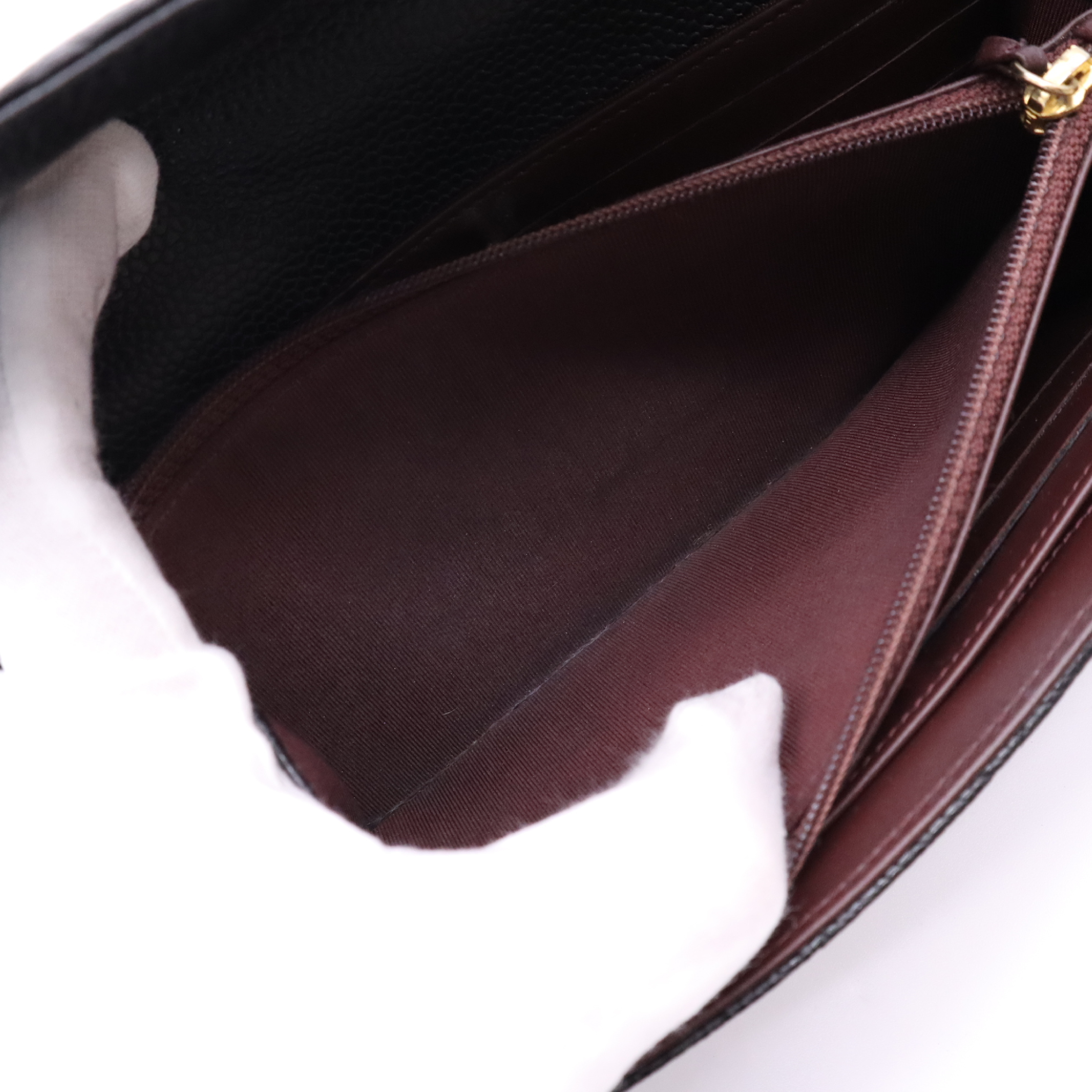 Caviar Skin Matelassé Classic Flap Wallet — view 11