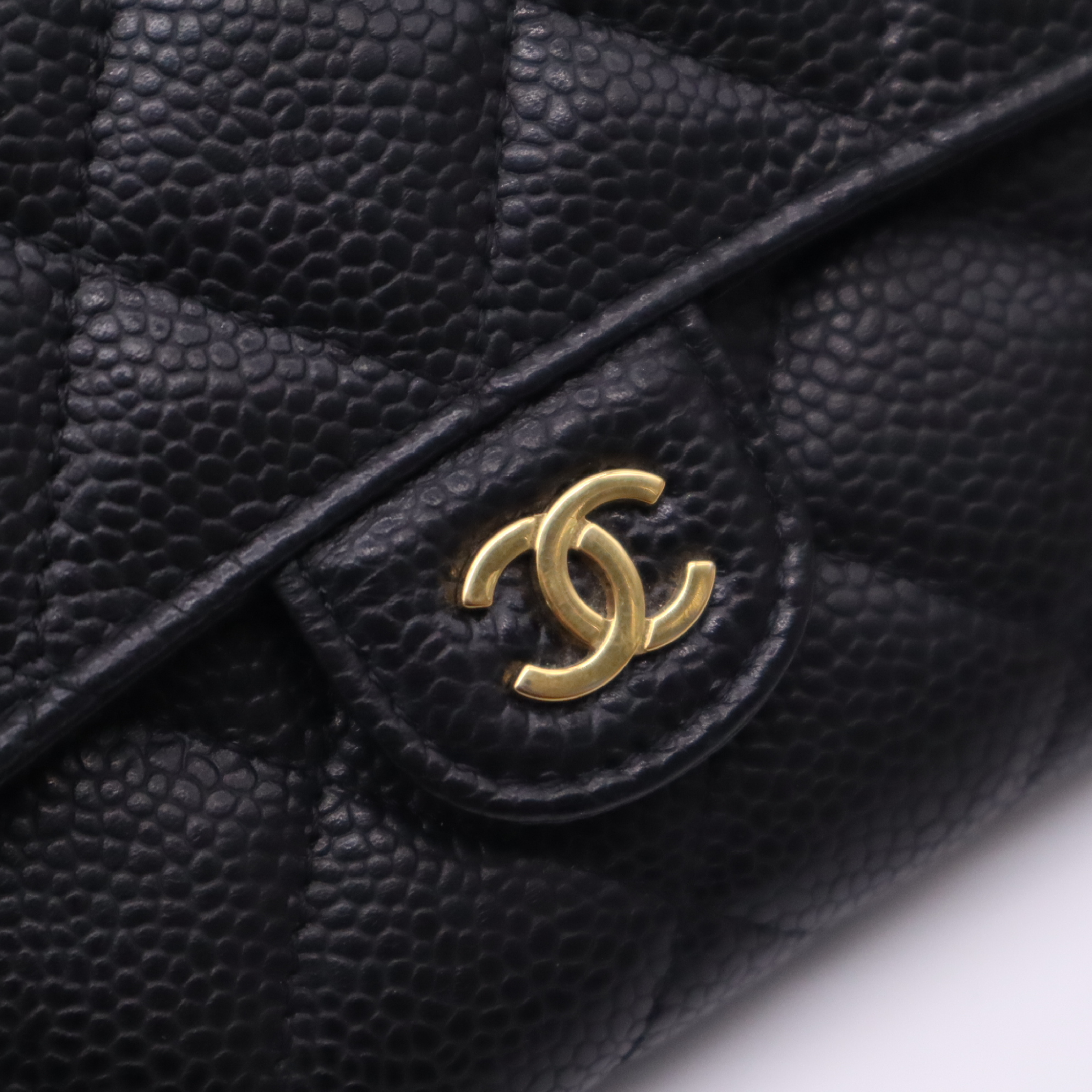 Caviar Skin Matelassé Classic Flap Wallet — view 8